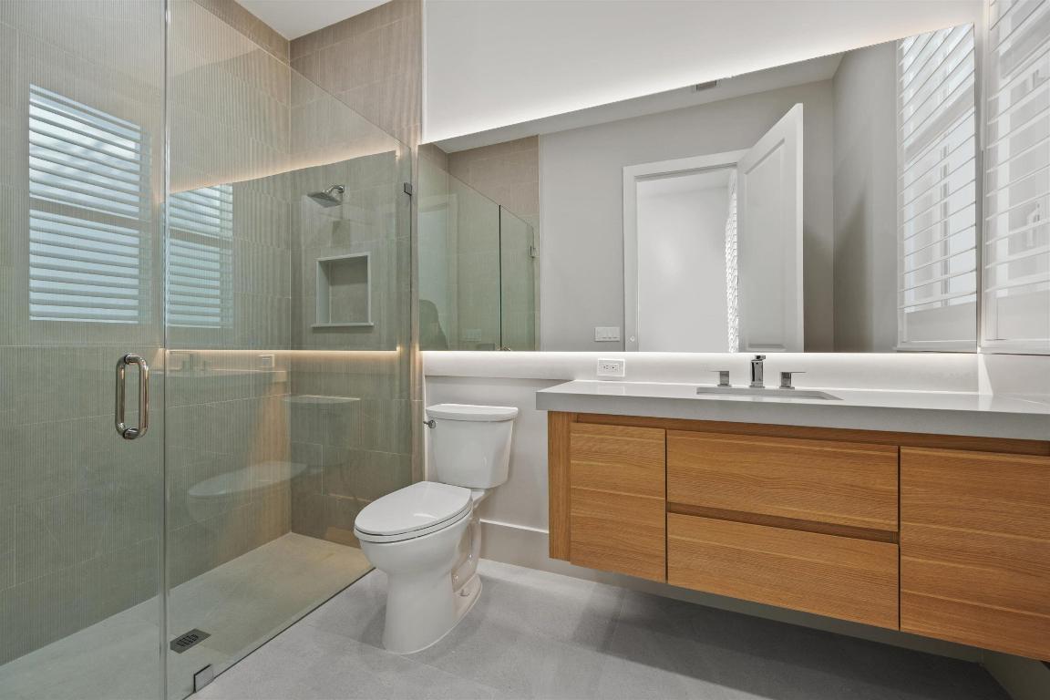 PALM BEACH POINT - Residential