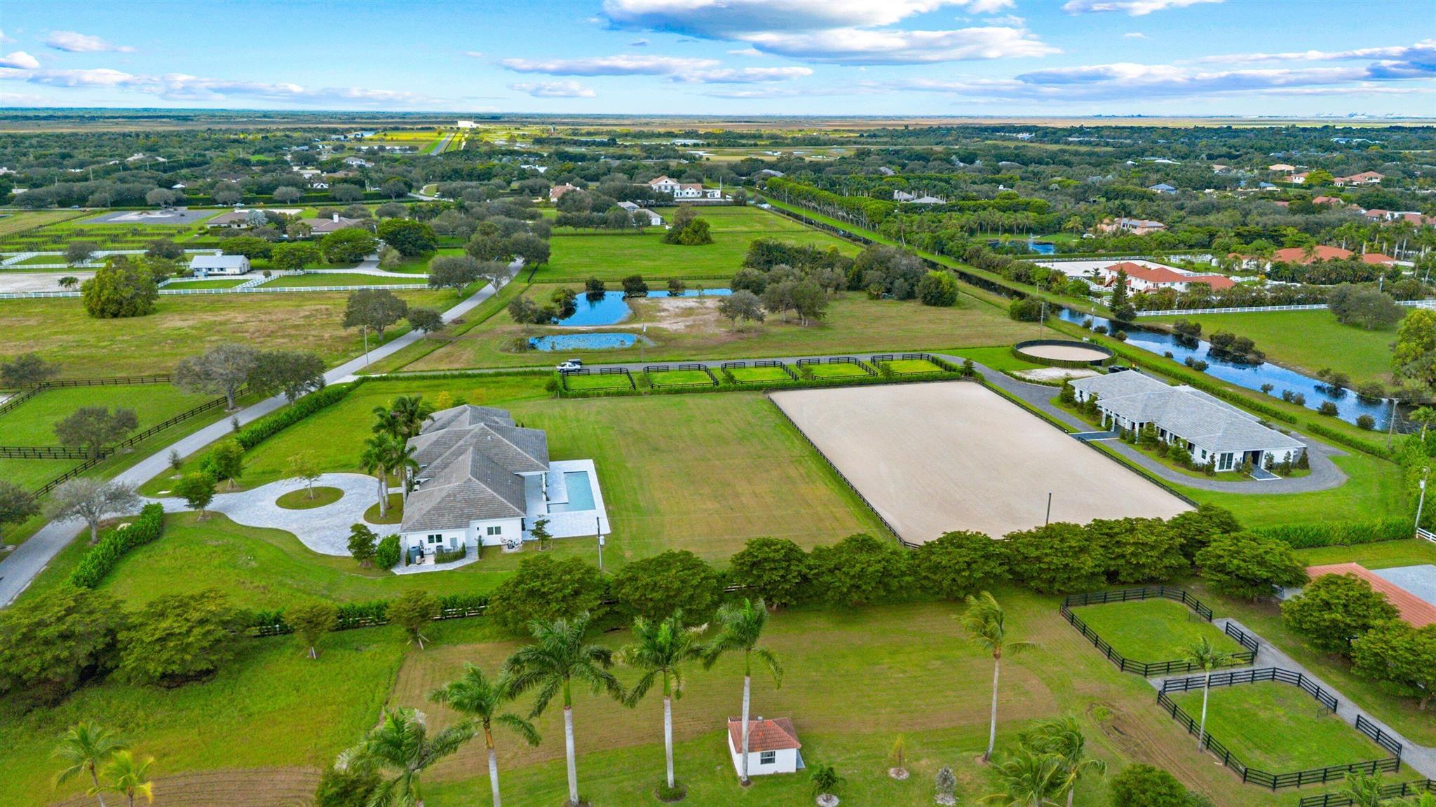 PALM BEACH POINT - Residential