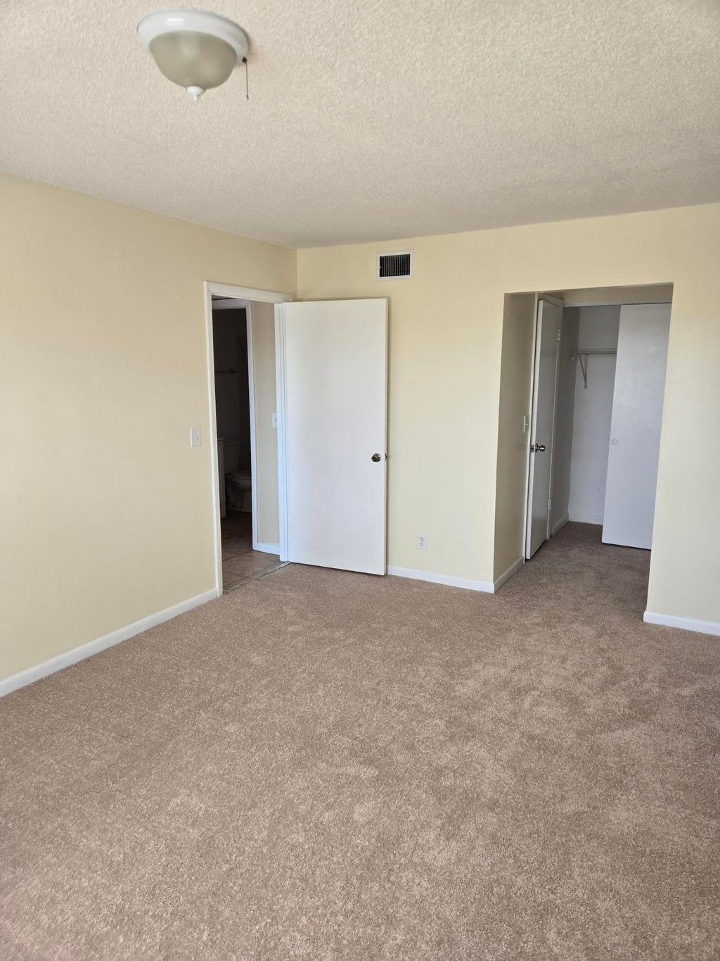 Photo of 1814 Abbey RD #204, West Palm Beach, FL 33415 (MLS # B26030939)