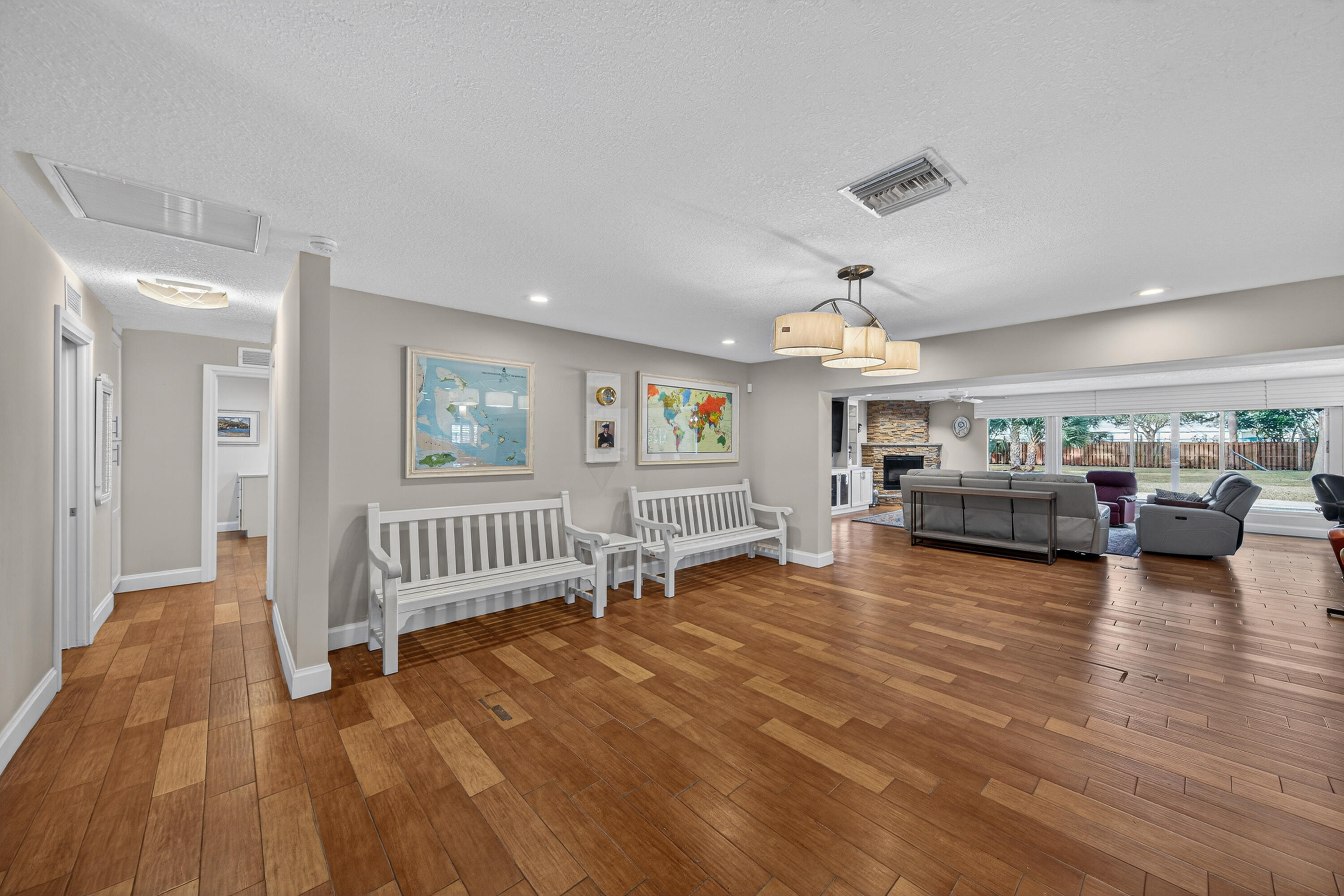 RIVERLAND MANORS - Residential