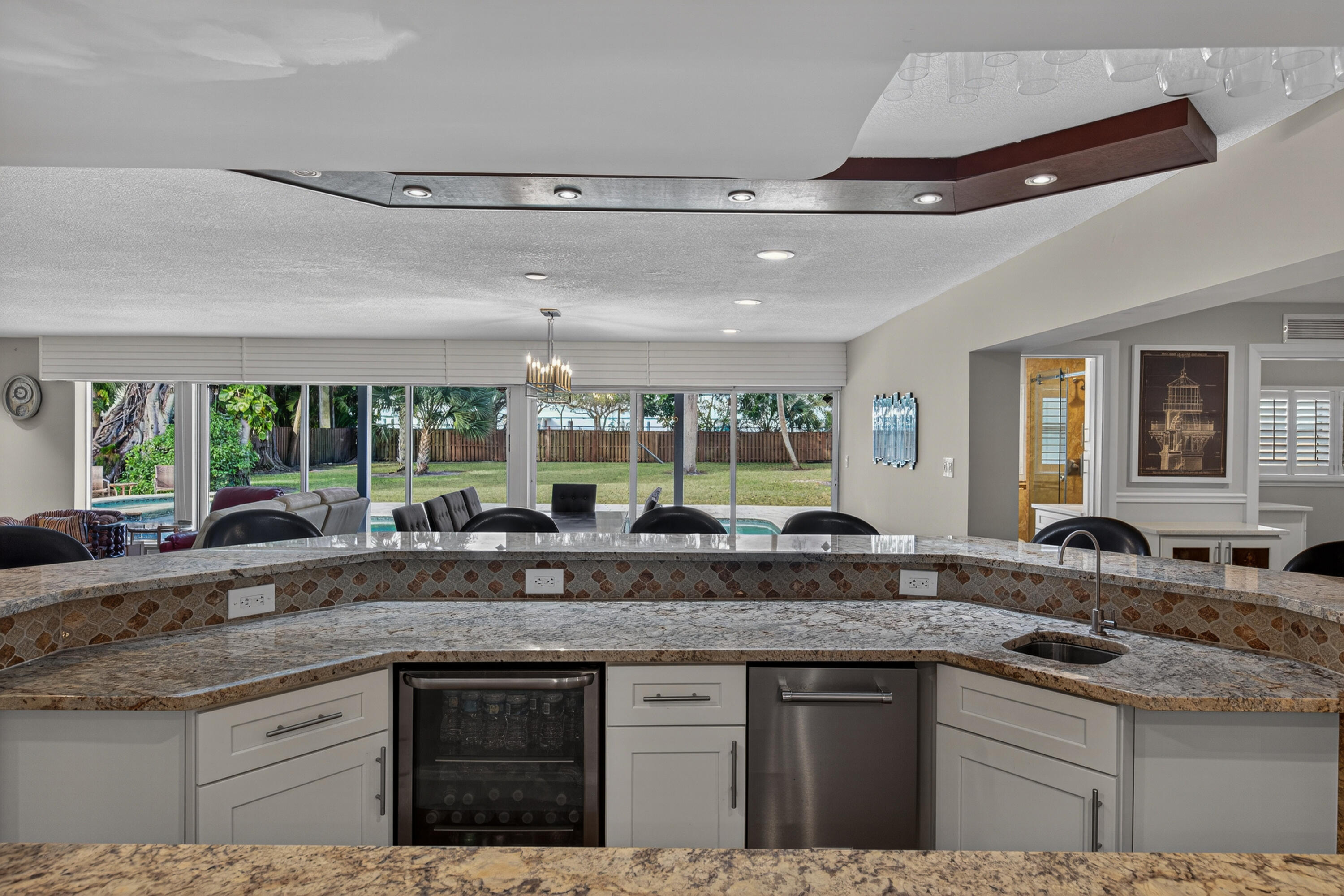 RIVERLAND MANORS - Residential