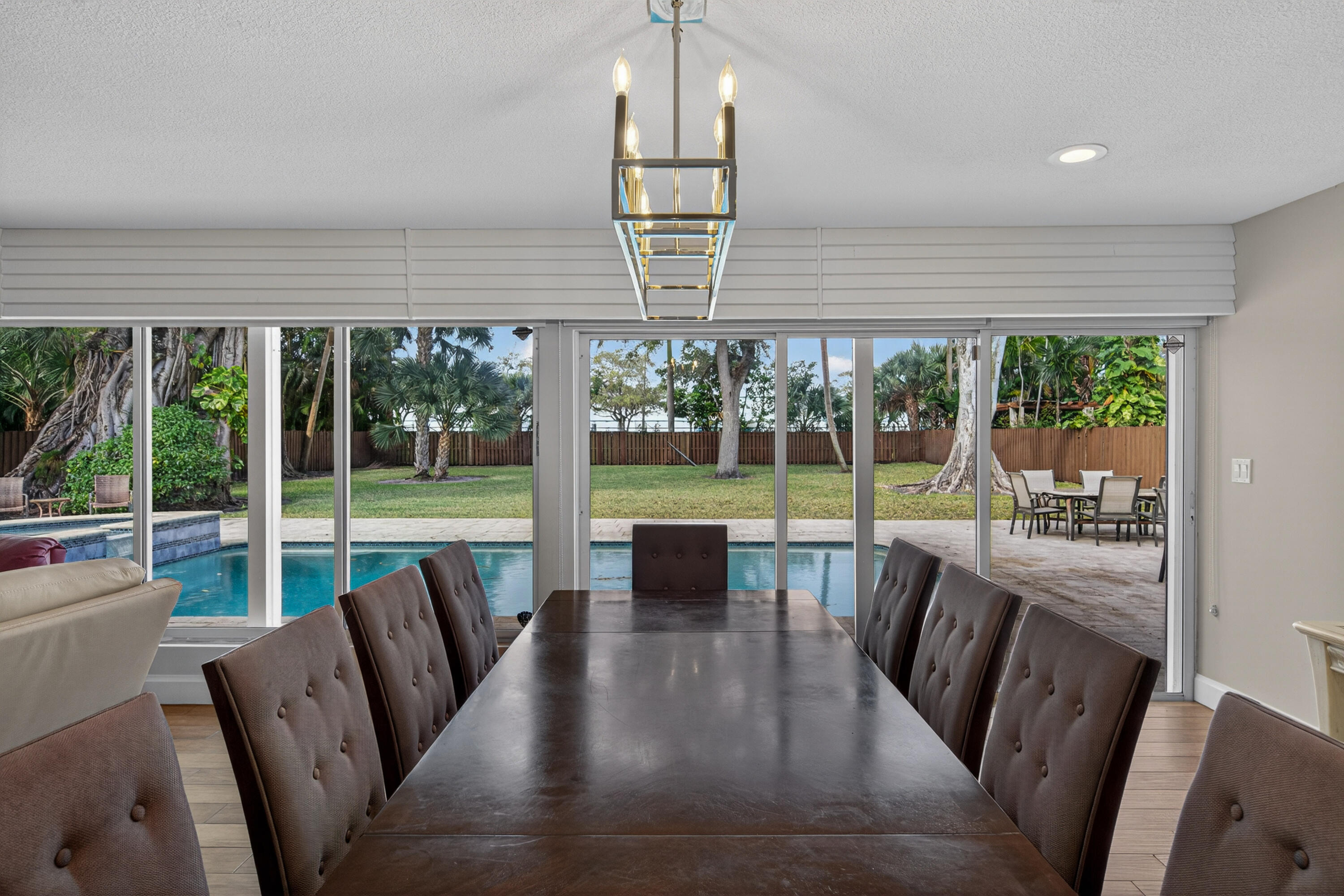 RIVERLAND MANORS - Residential