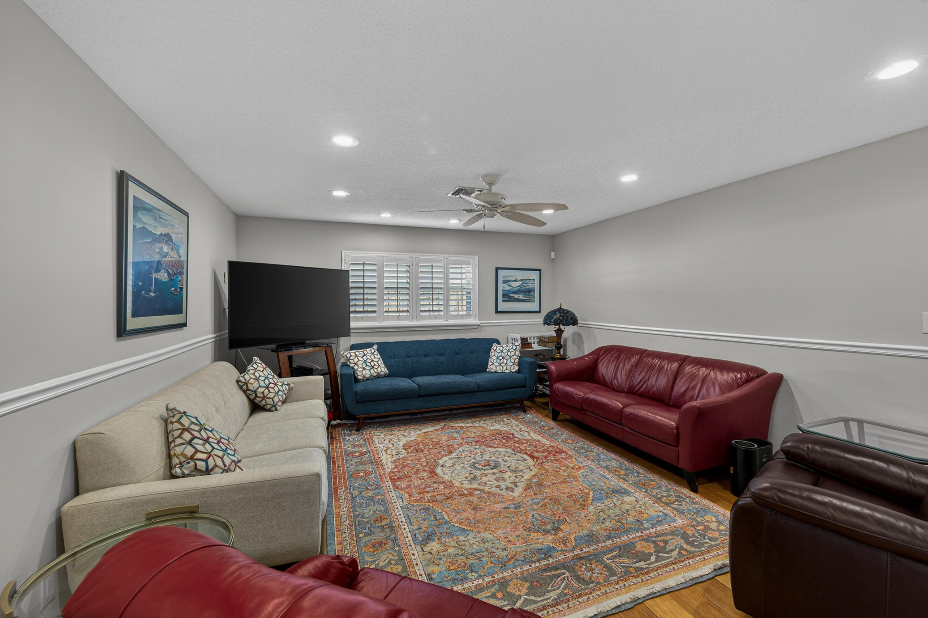 RIVERLAND MANORS - Residential