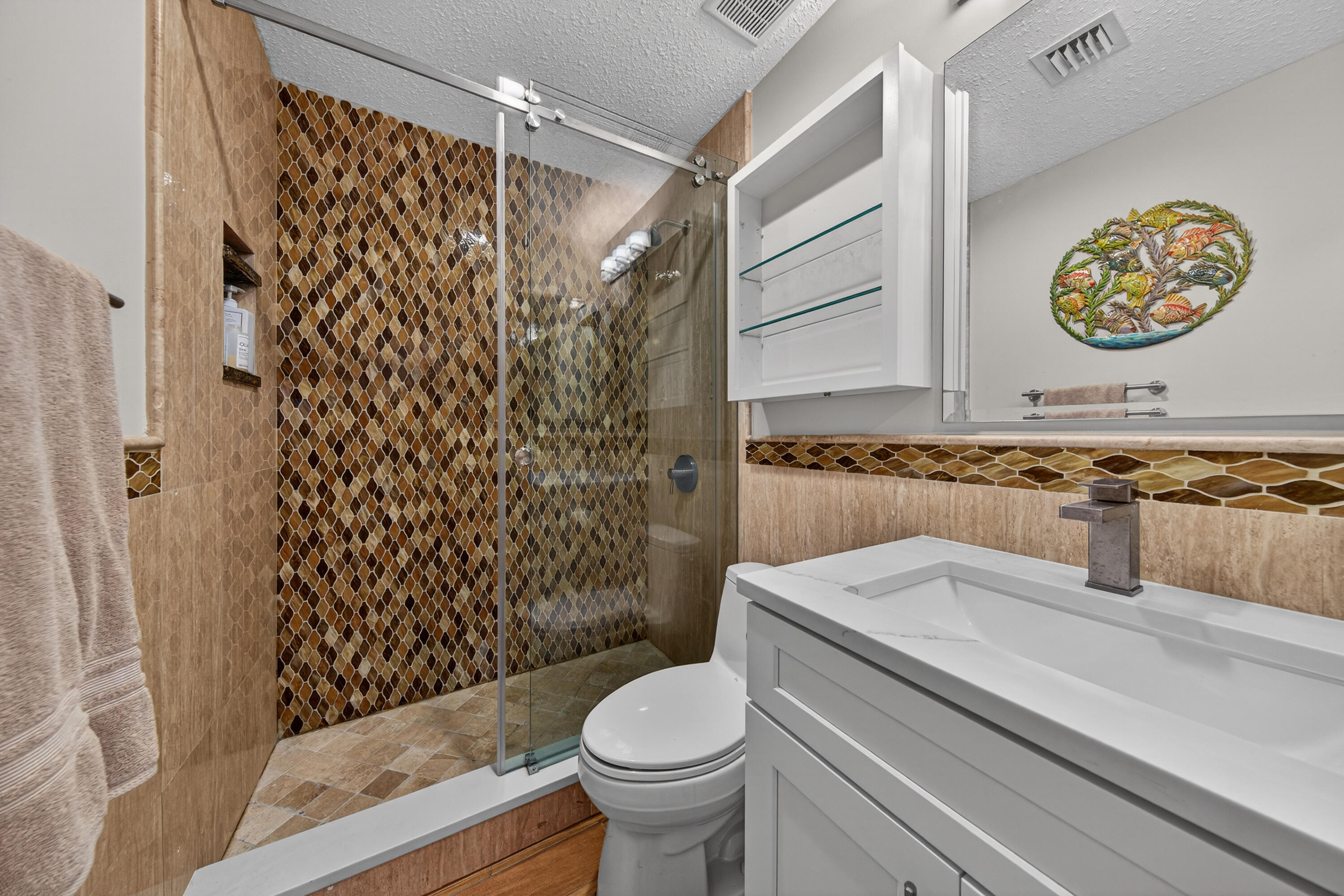 RIVERLAND MANORS - Residential