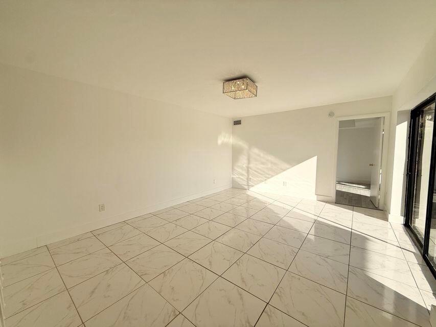 8365 Boca Raton