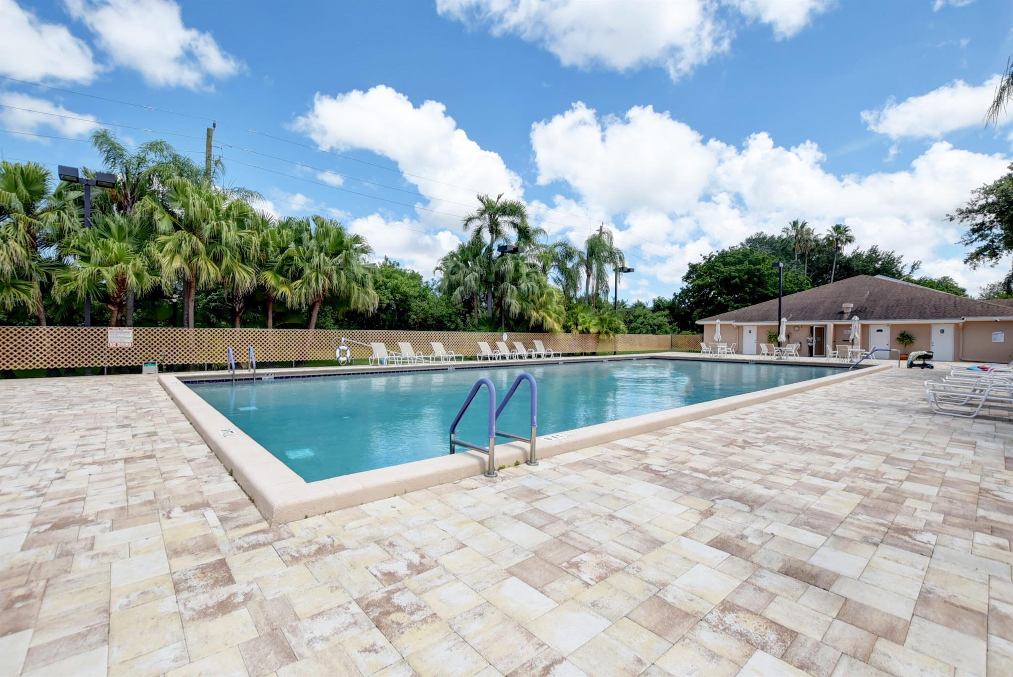WHISPER WALK SEC C CONDO - Residential Lease