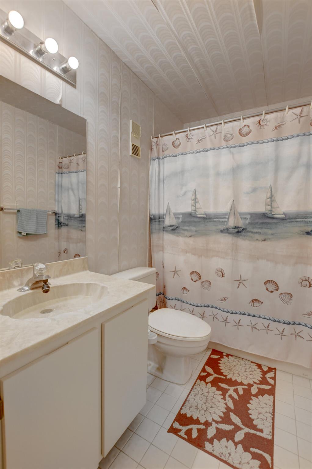 WHISPER WALK SEC C CONDO - Residential Lease