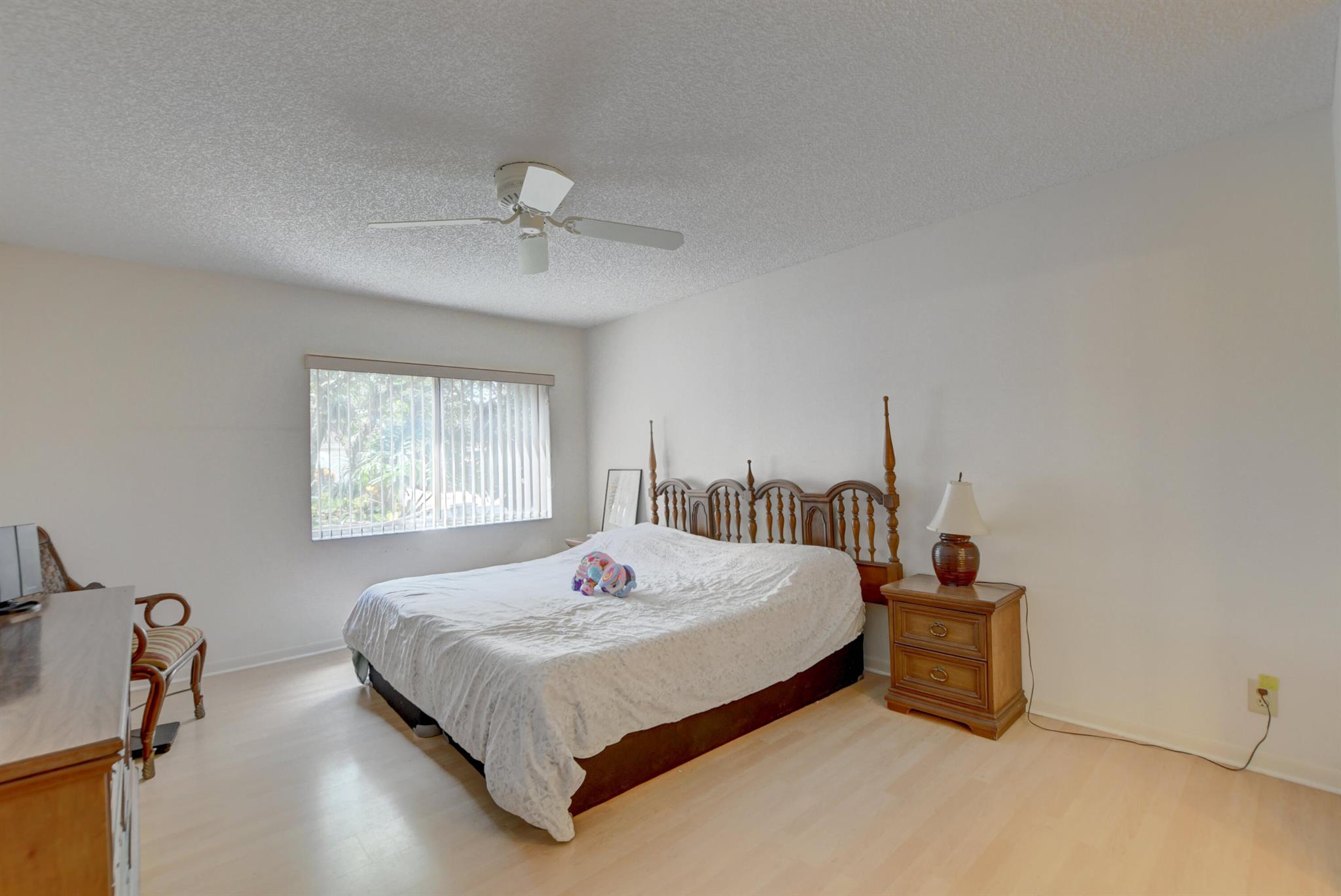 WHISPER WALK SEC C CONDO - Residential Lease