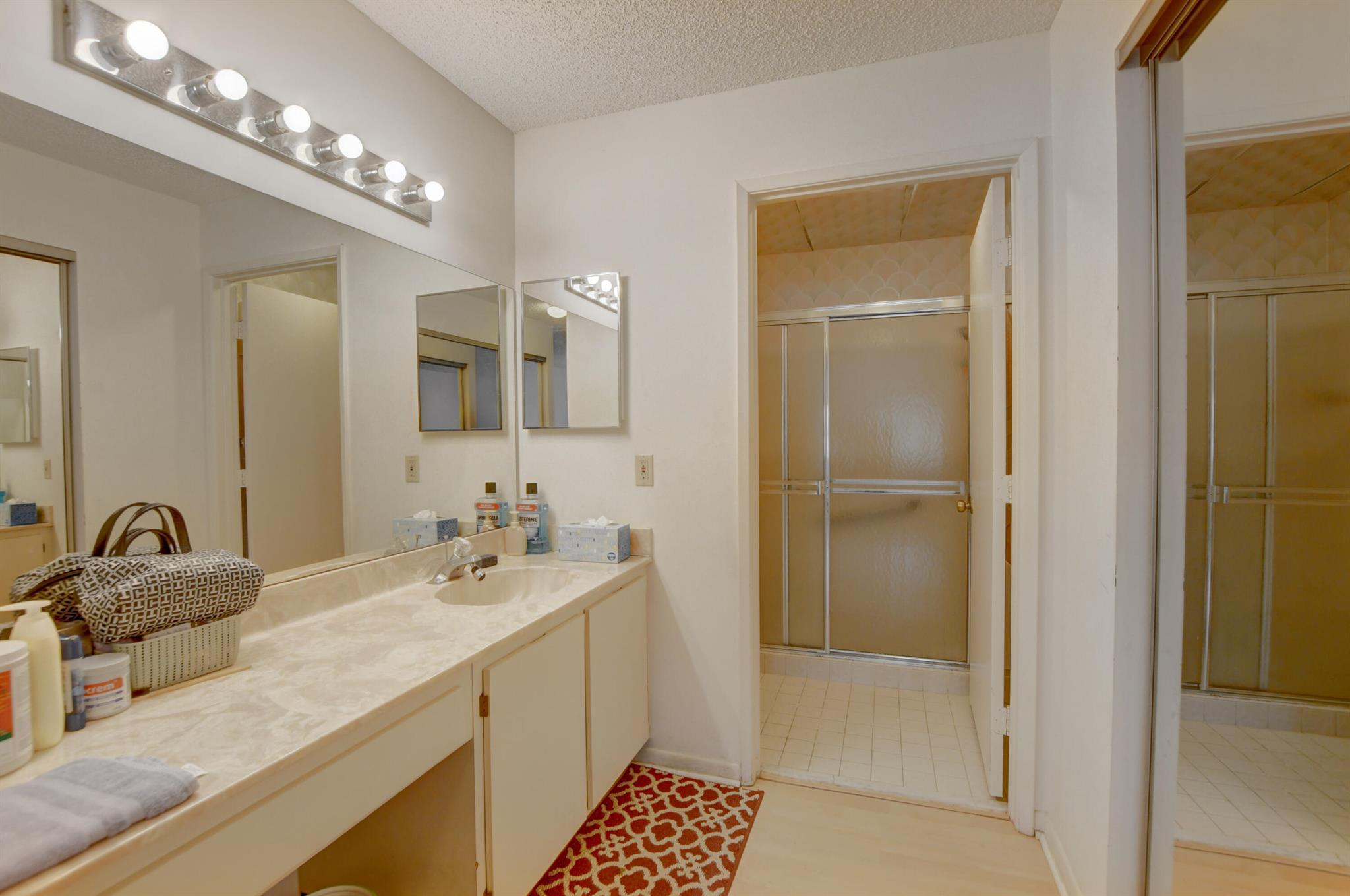 WHISPER WALK SEC C CONDO - Residential Lease