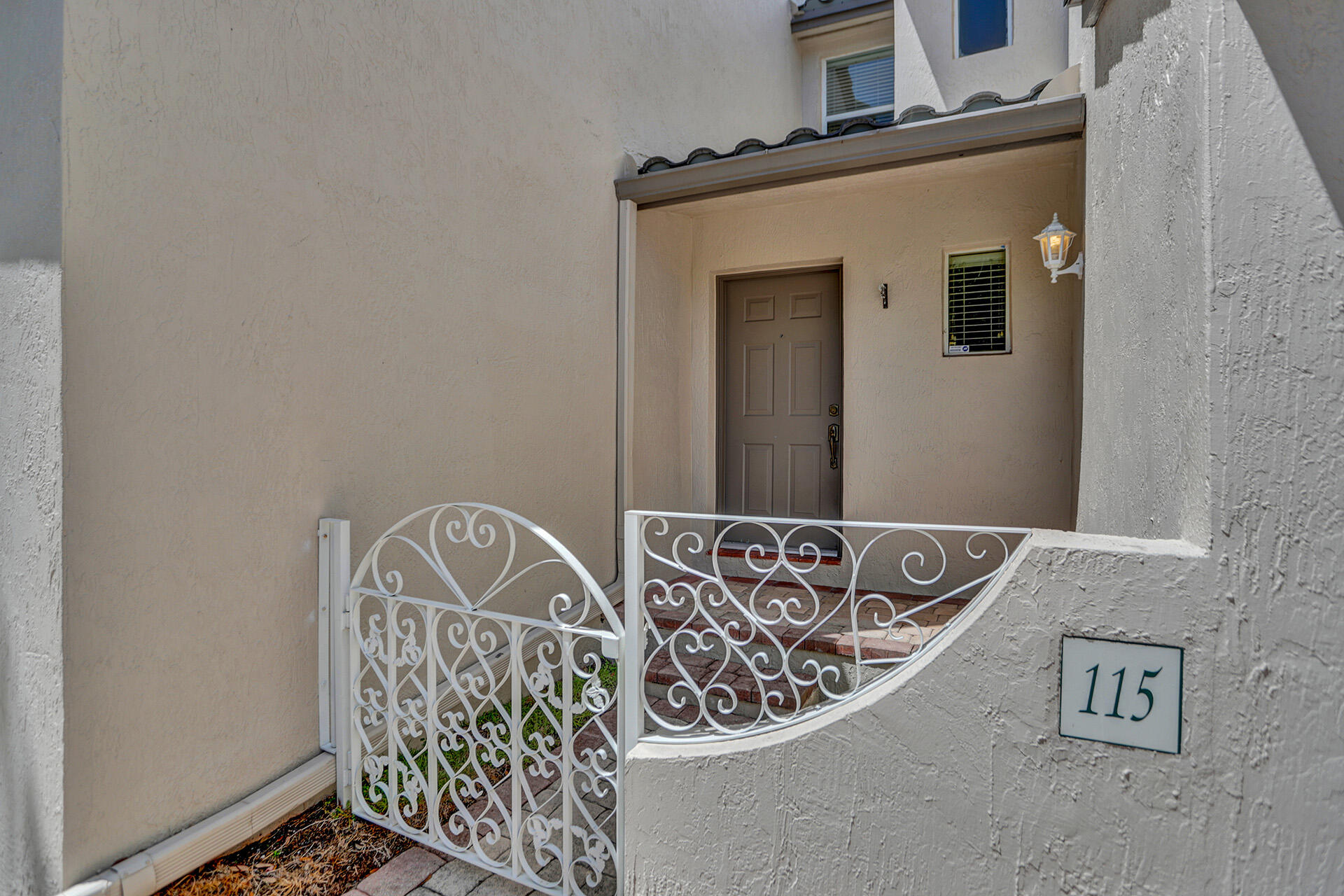 1900 Oceanwalk Lane 115