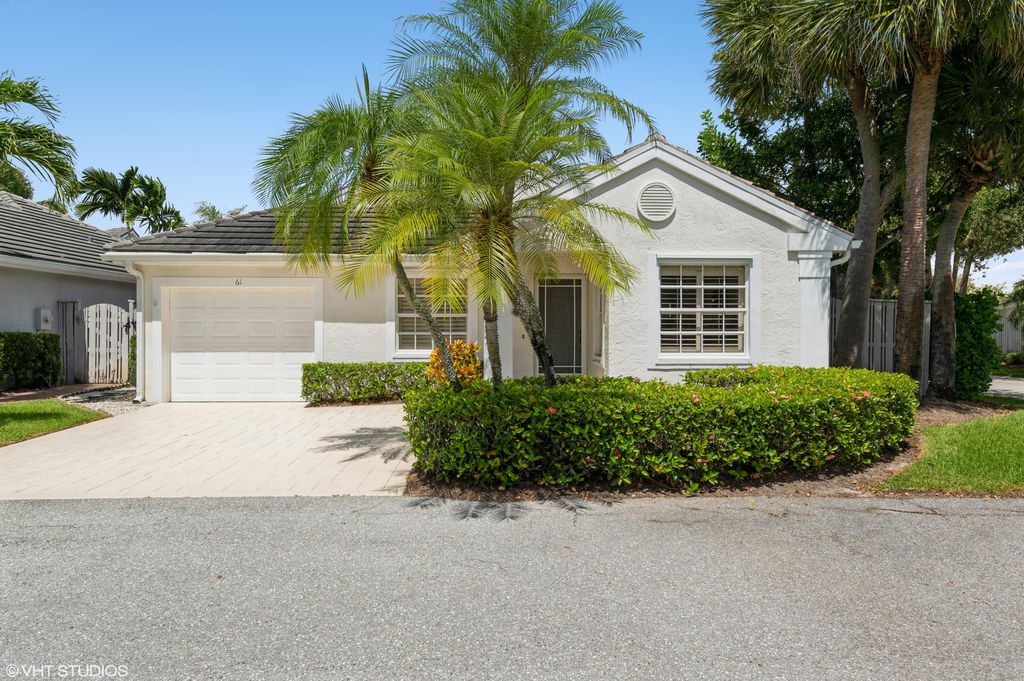 Photo of 61 Admirals Court, Palm Beach Gardens, FL 33418 (MLS # R10855753)
