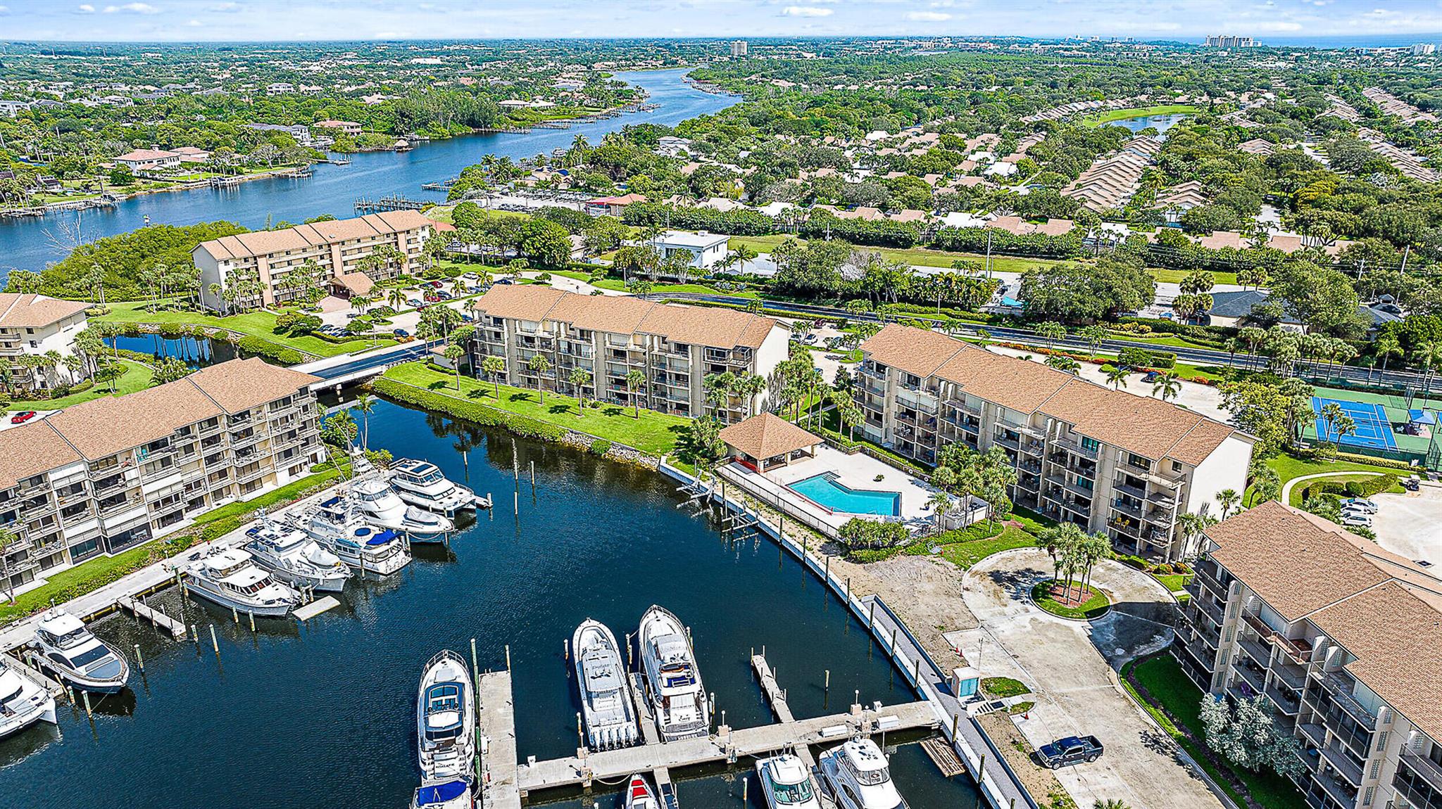 MARINA AT THE BLUFFS COND - Residential
