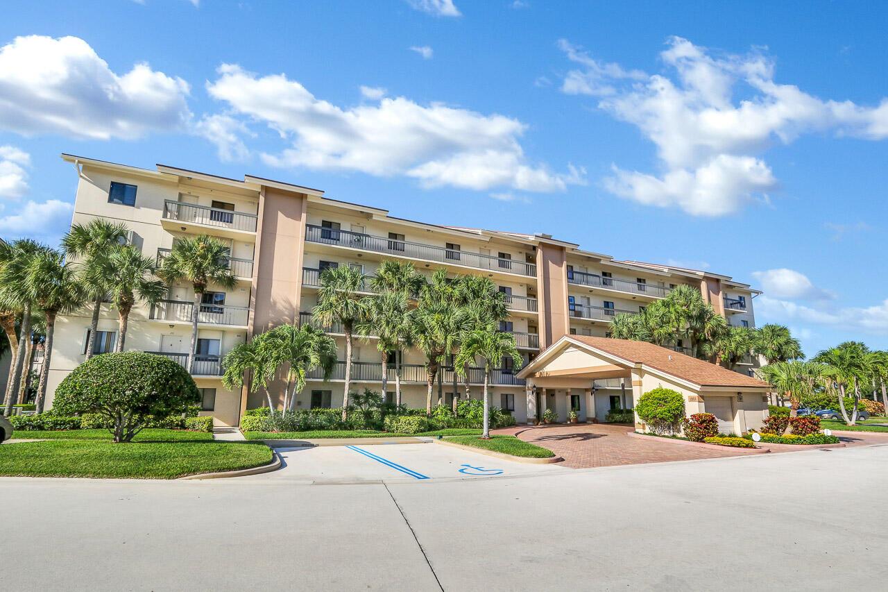 MARINA AT THE BLUFFS COND - Residential