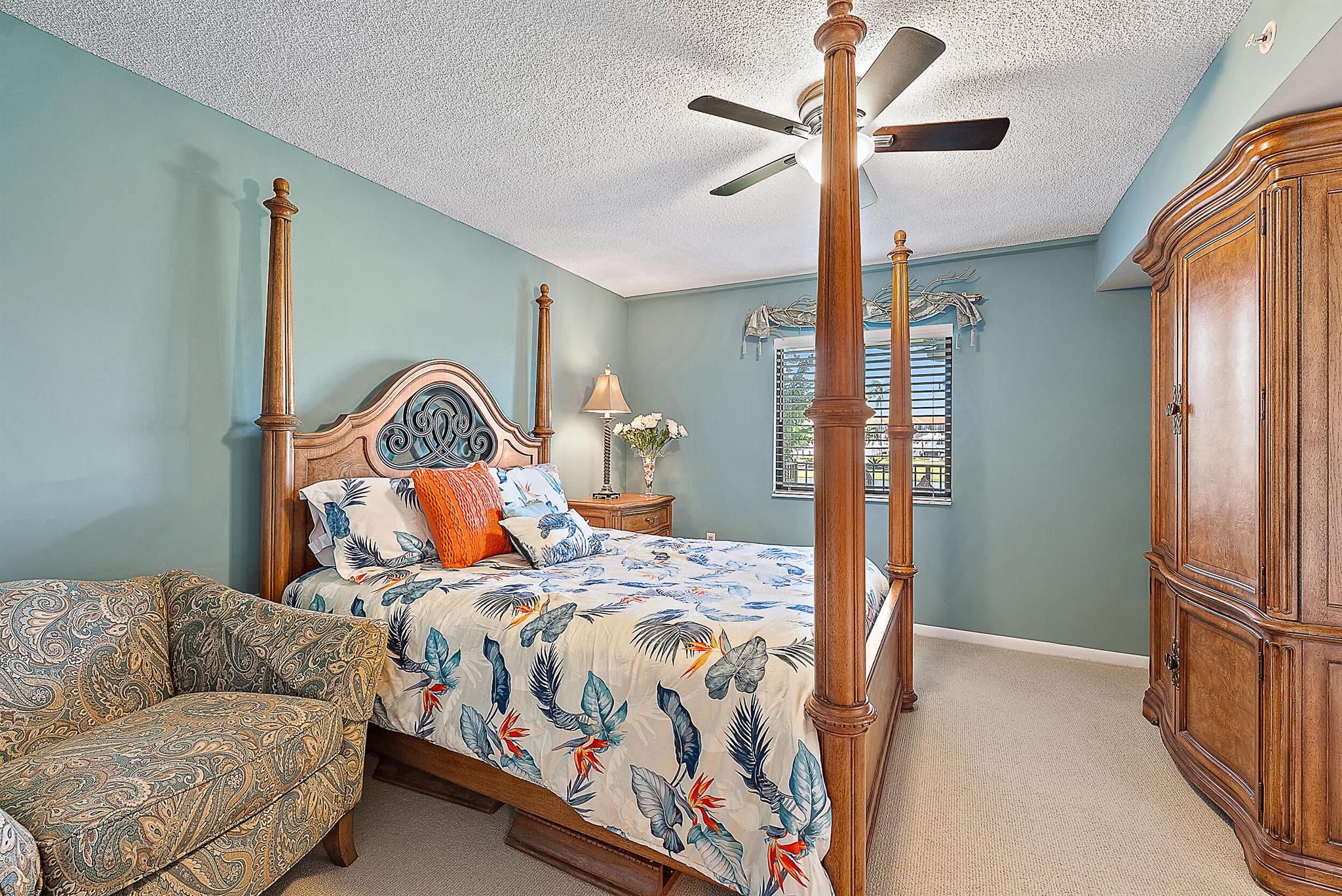 MARINA AT THE BLUFFS COND - Residential