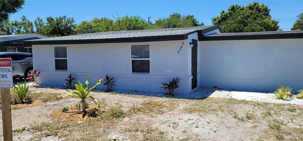 Photo of 4365 27th Avenue, Vero Beach, FL 32967 (MLS # B26020452)