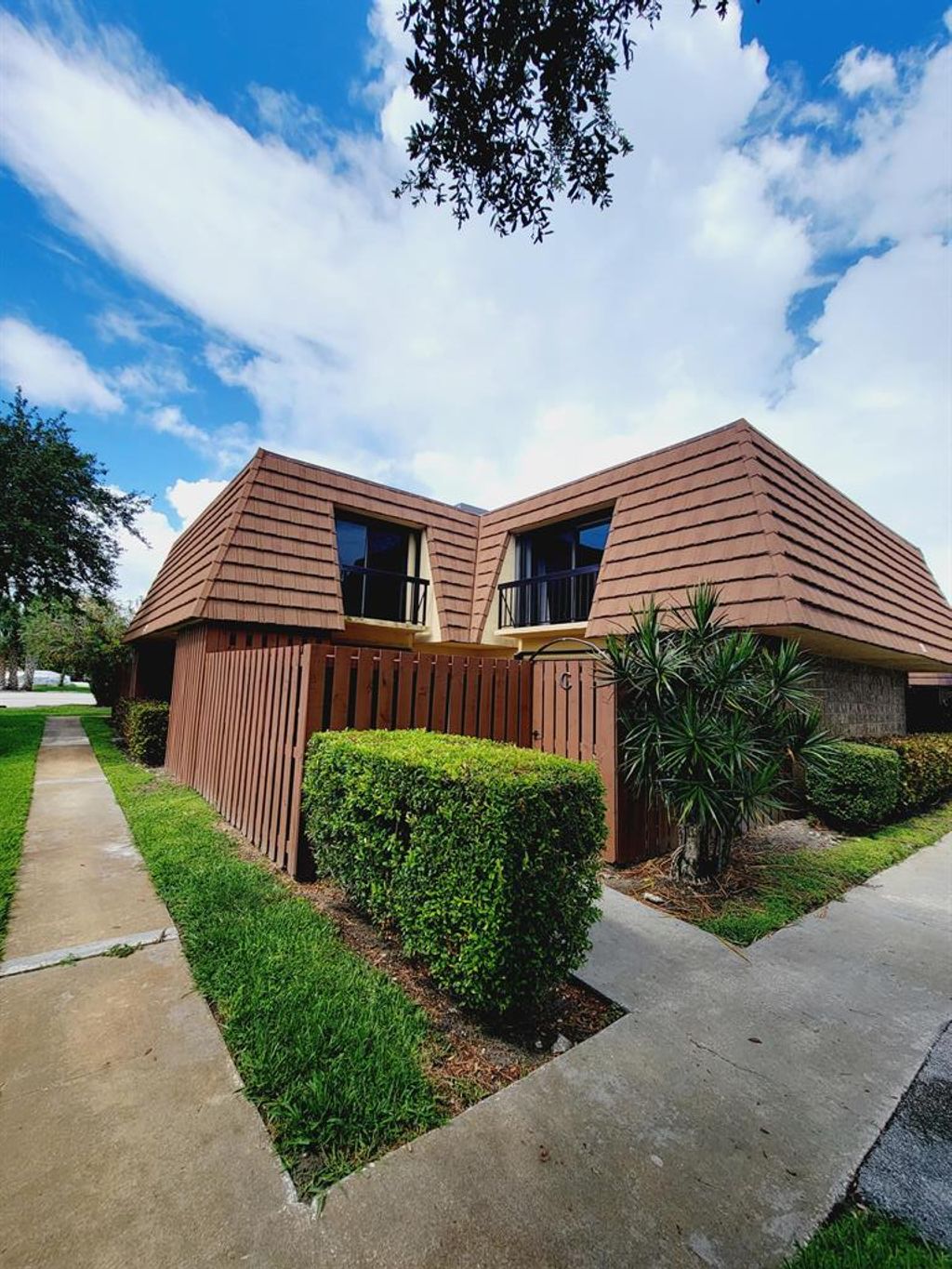 Photo of 825 Center Street St #22c, Jupiter, FL 33458 (MLS # R10809282)