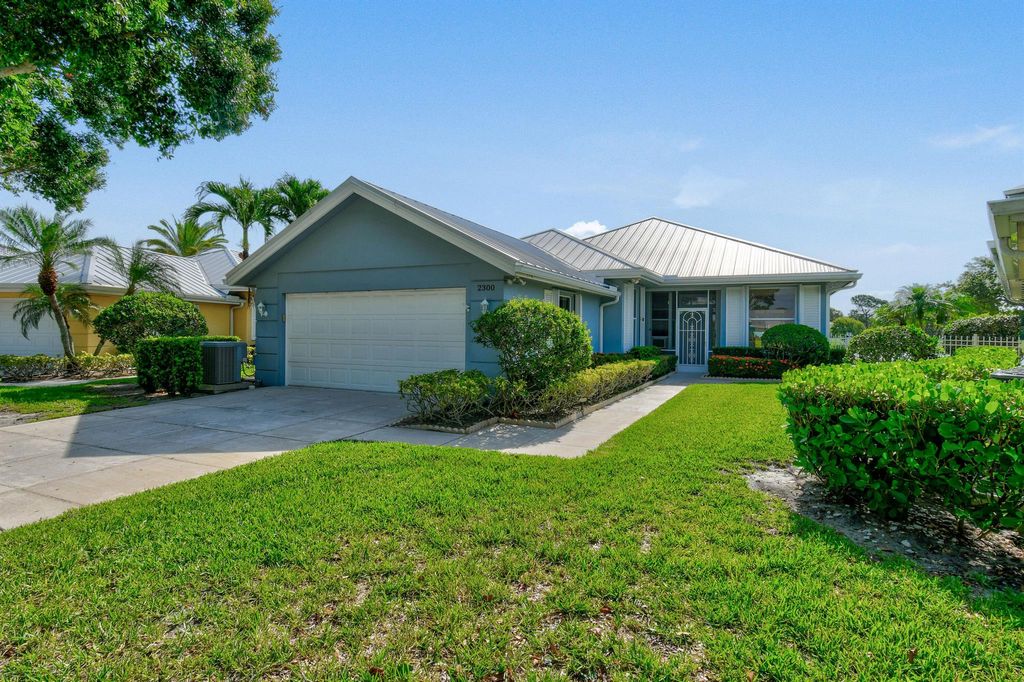 Photo of 2300 SW Mayflower Drive, Palm City, FL 34990 (MLS # R11096445)