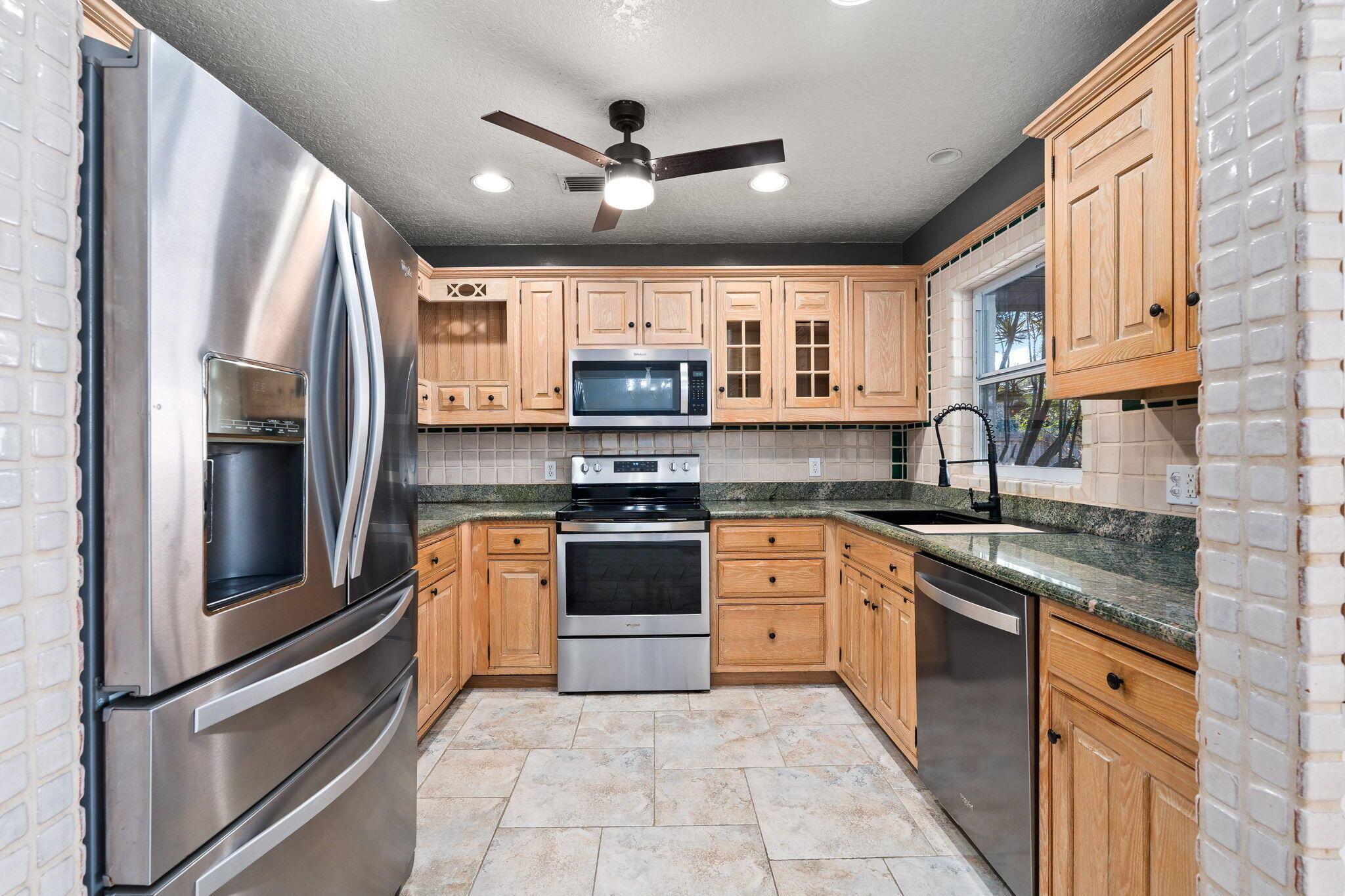 CHERRY LANE MANOR - Residential