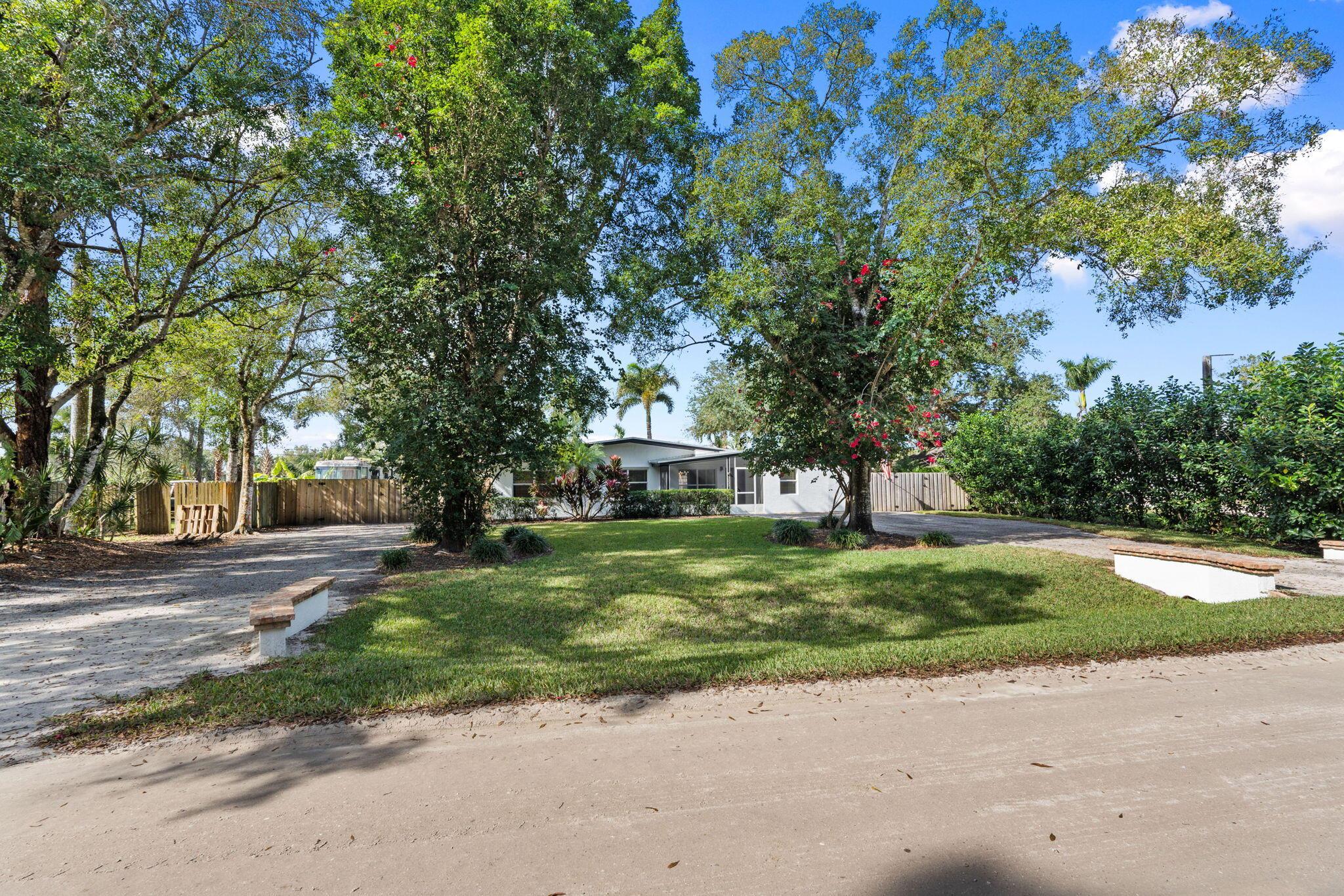 CHERRY LANE MANOR - Residential