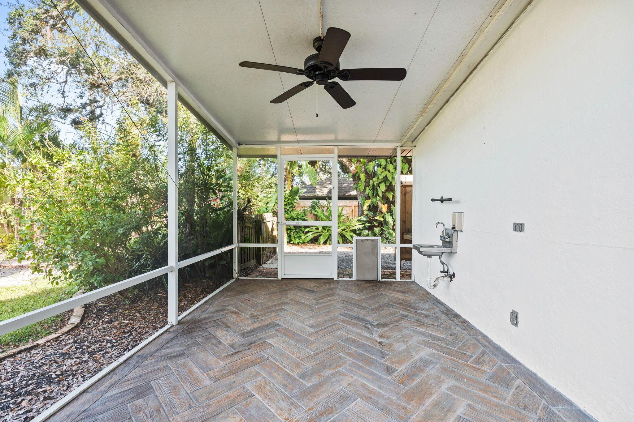 CHERRY LANE MANOR - Residential