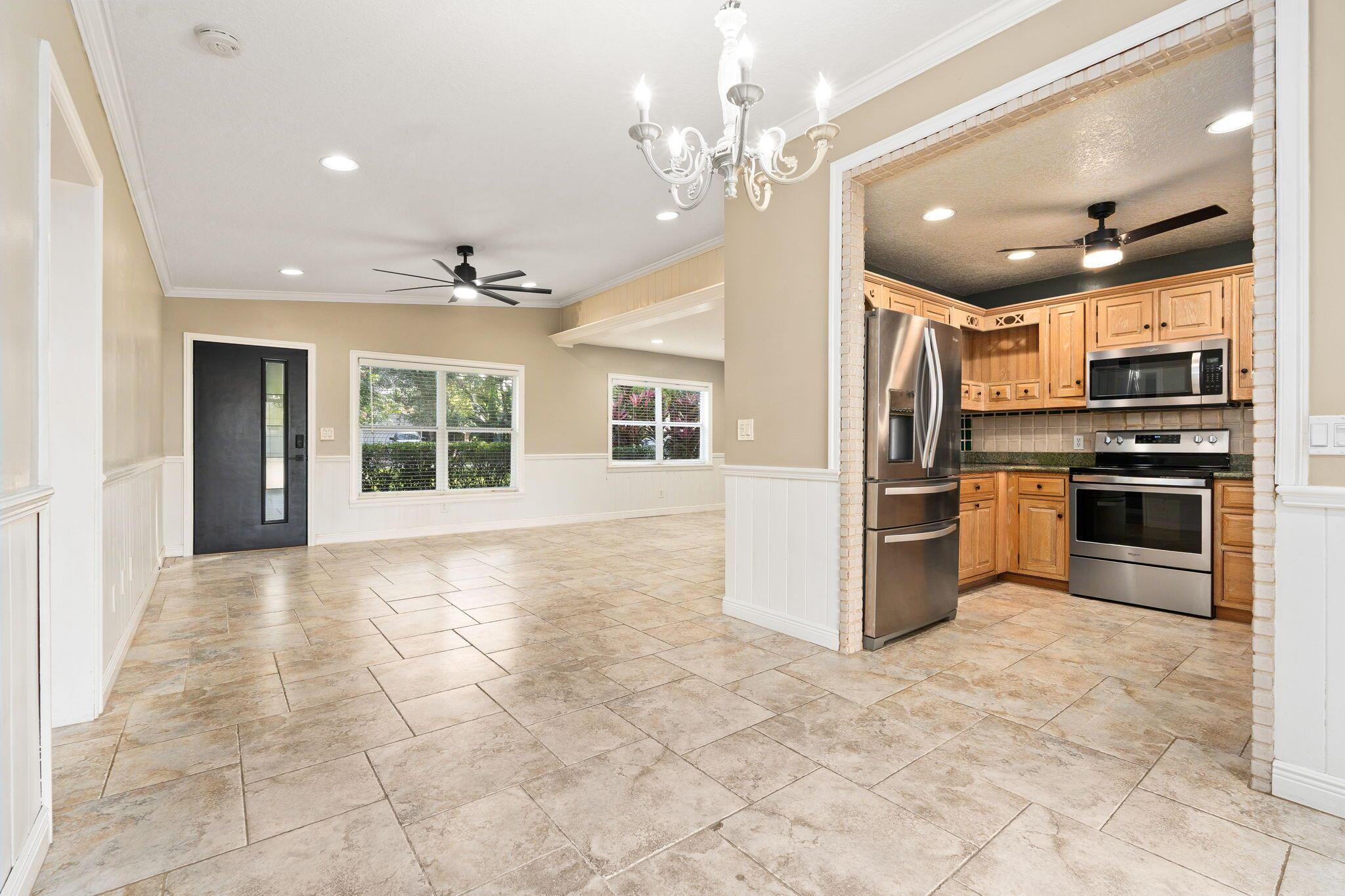 CHERRY LANE MANOR - Residential