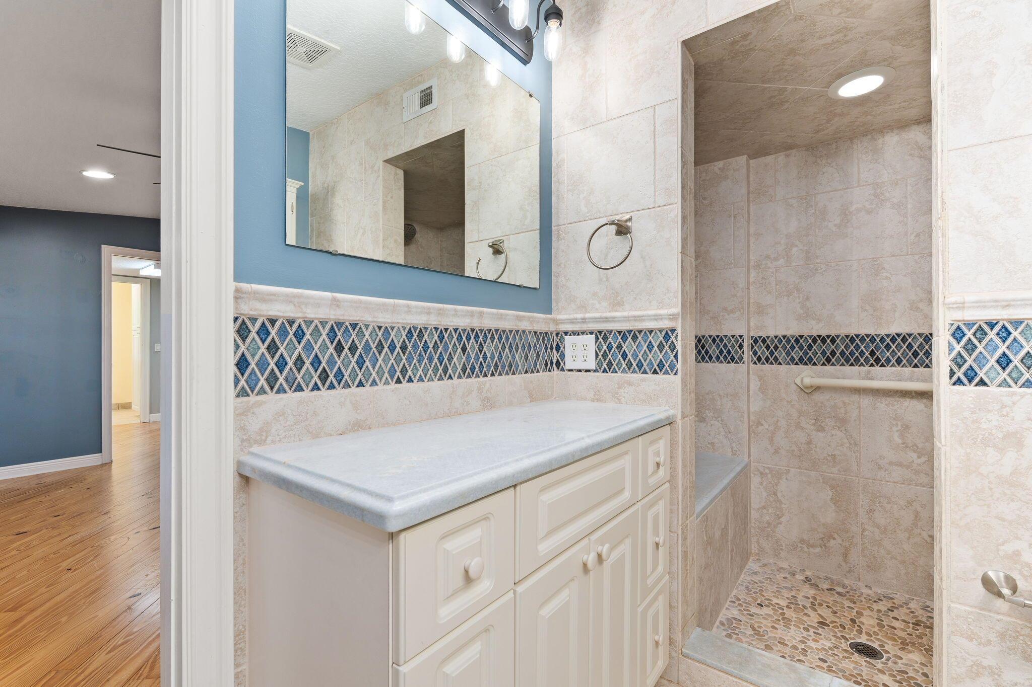 CHERRY LANE MANOR - Residential