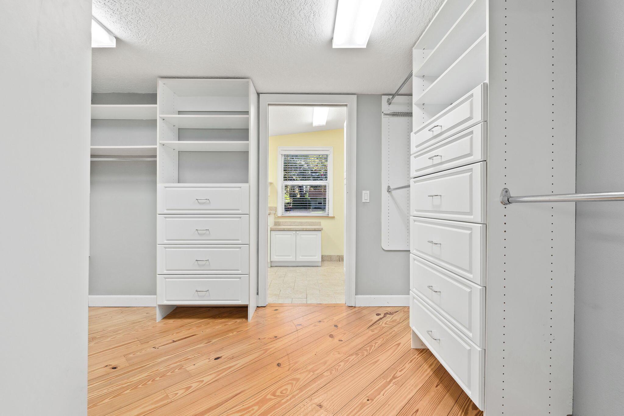 CHERRY LANE MANOR - Residential