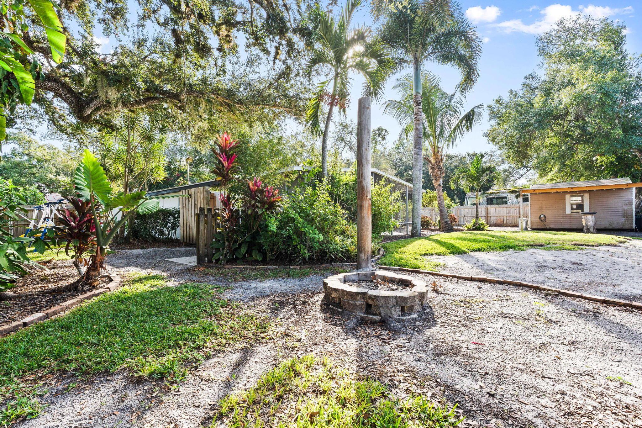 CHERRY LANE MANOR - Residential