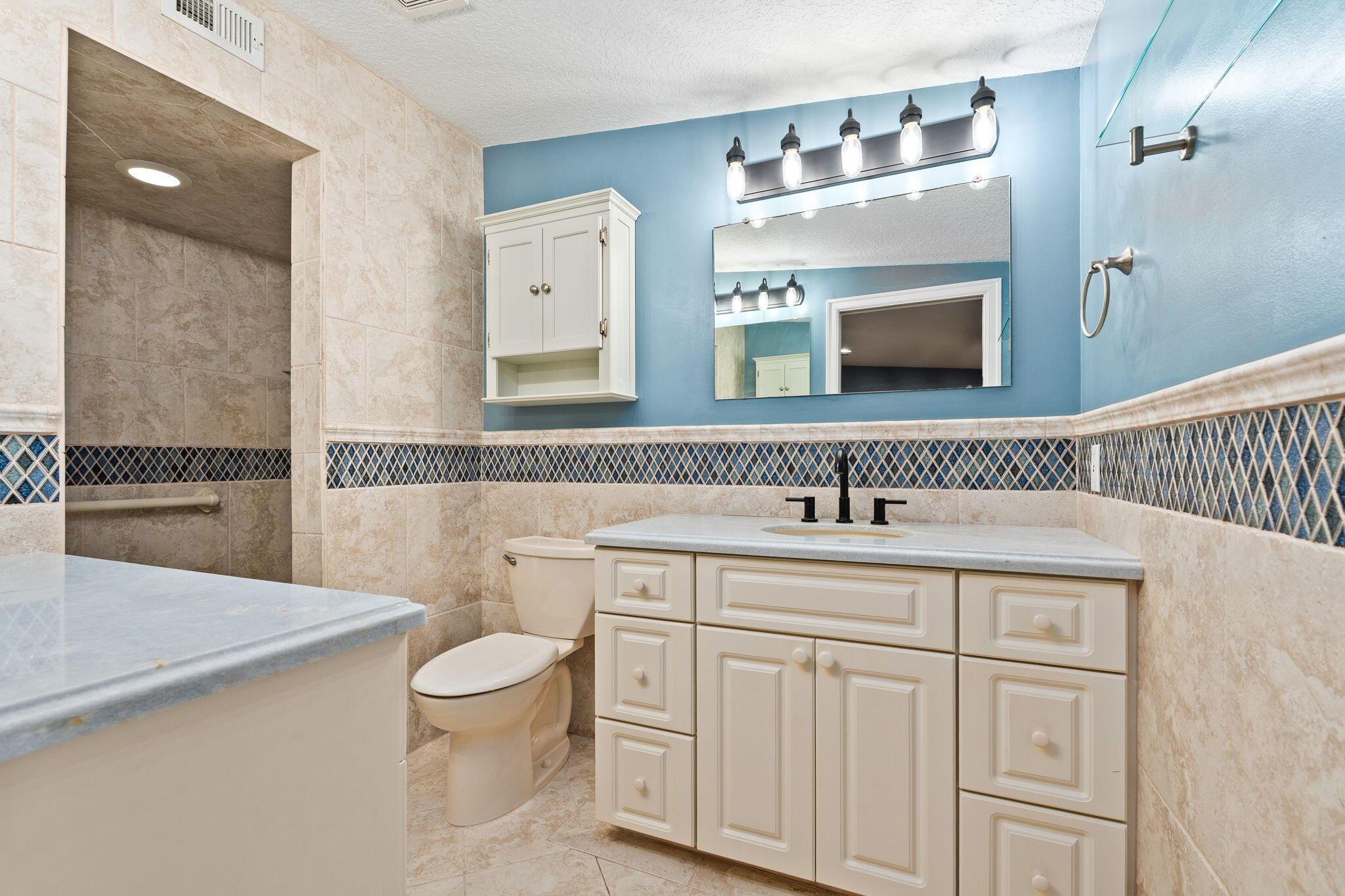 CHERRY LANE MANOR - Residential