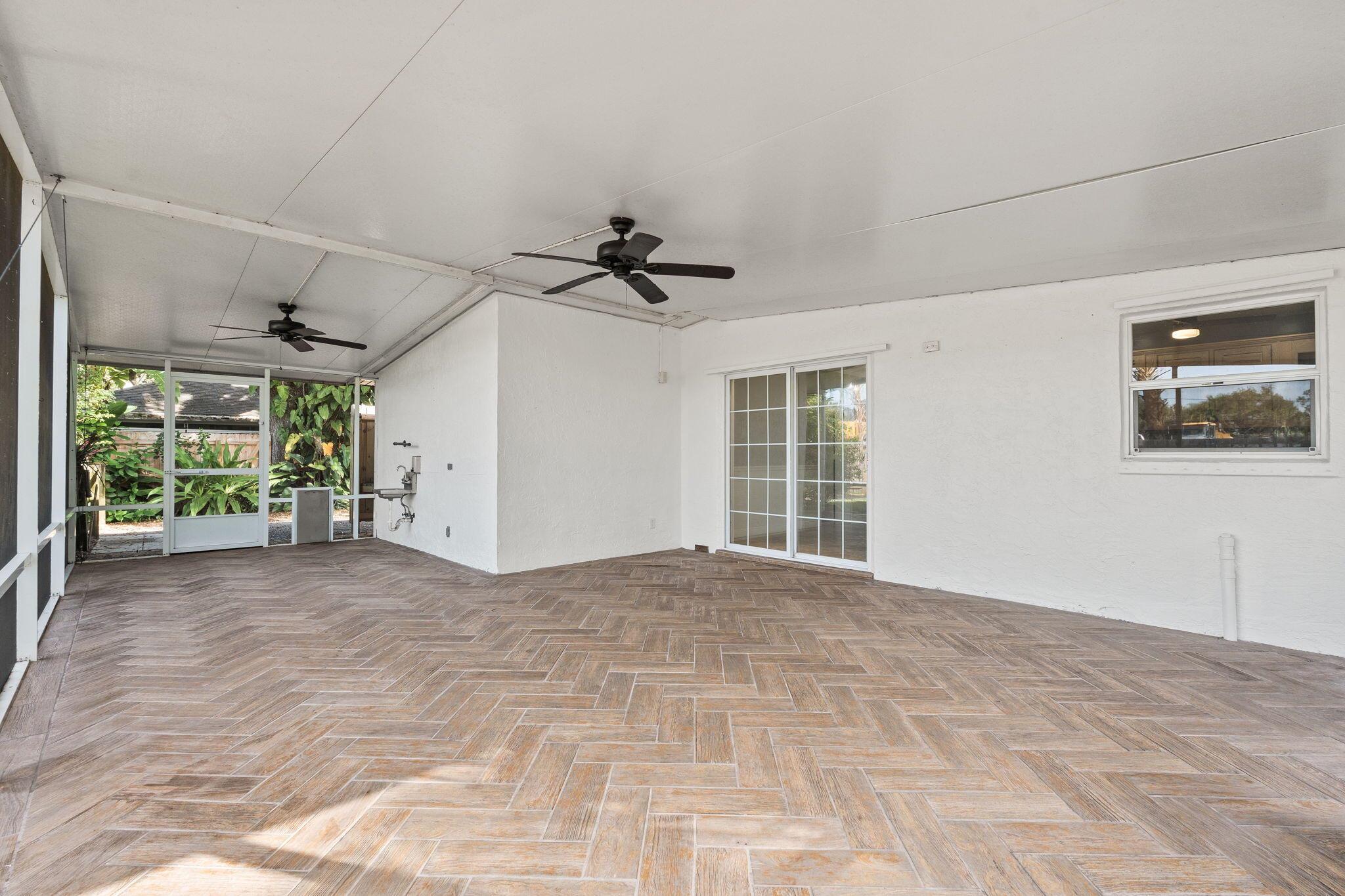 CHERRY LANE MANOR - Residential