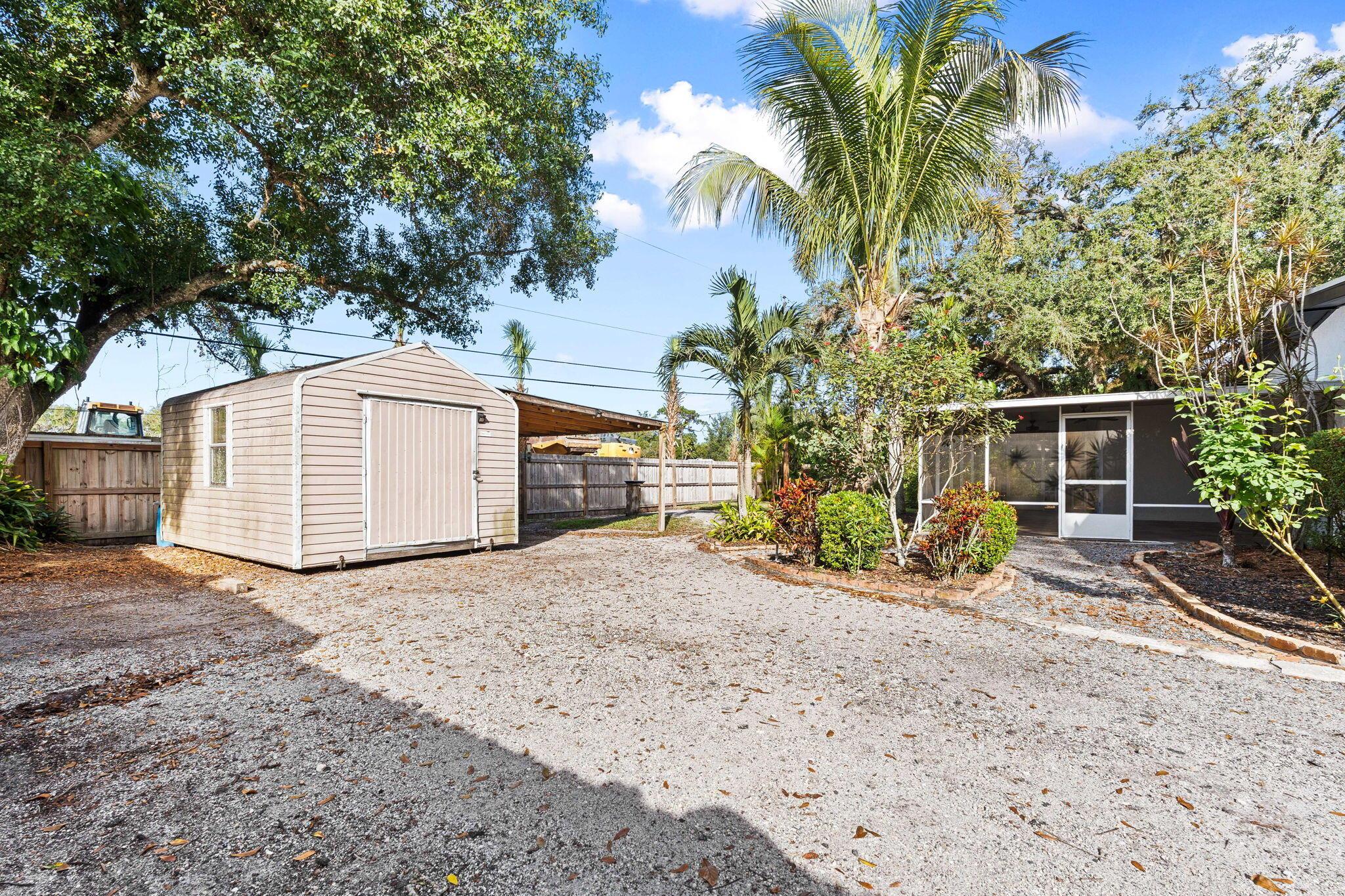 CHERRY LANE MANOR - Residential