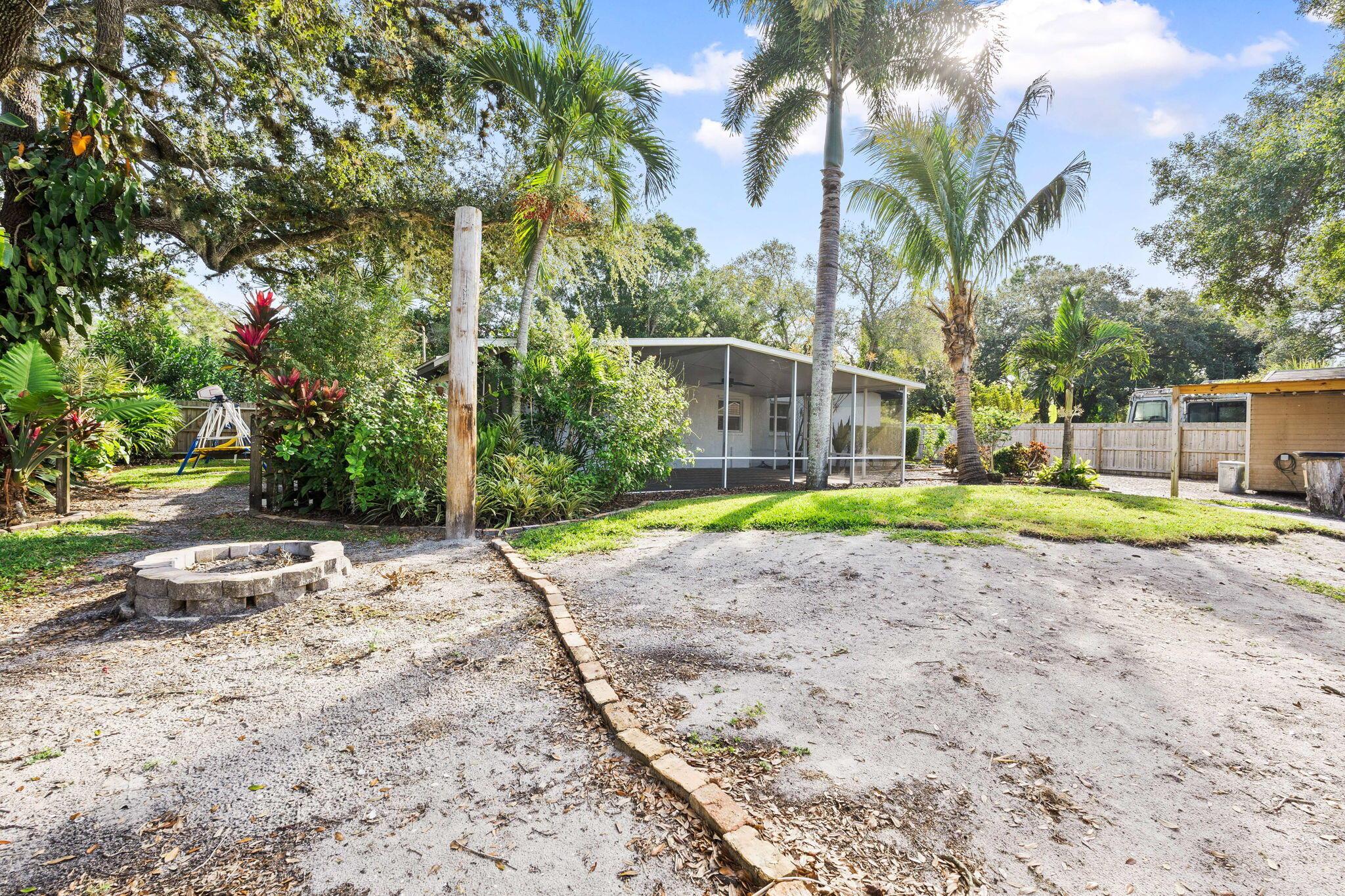 CHERRY LANE MANOR - Residential