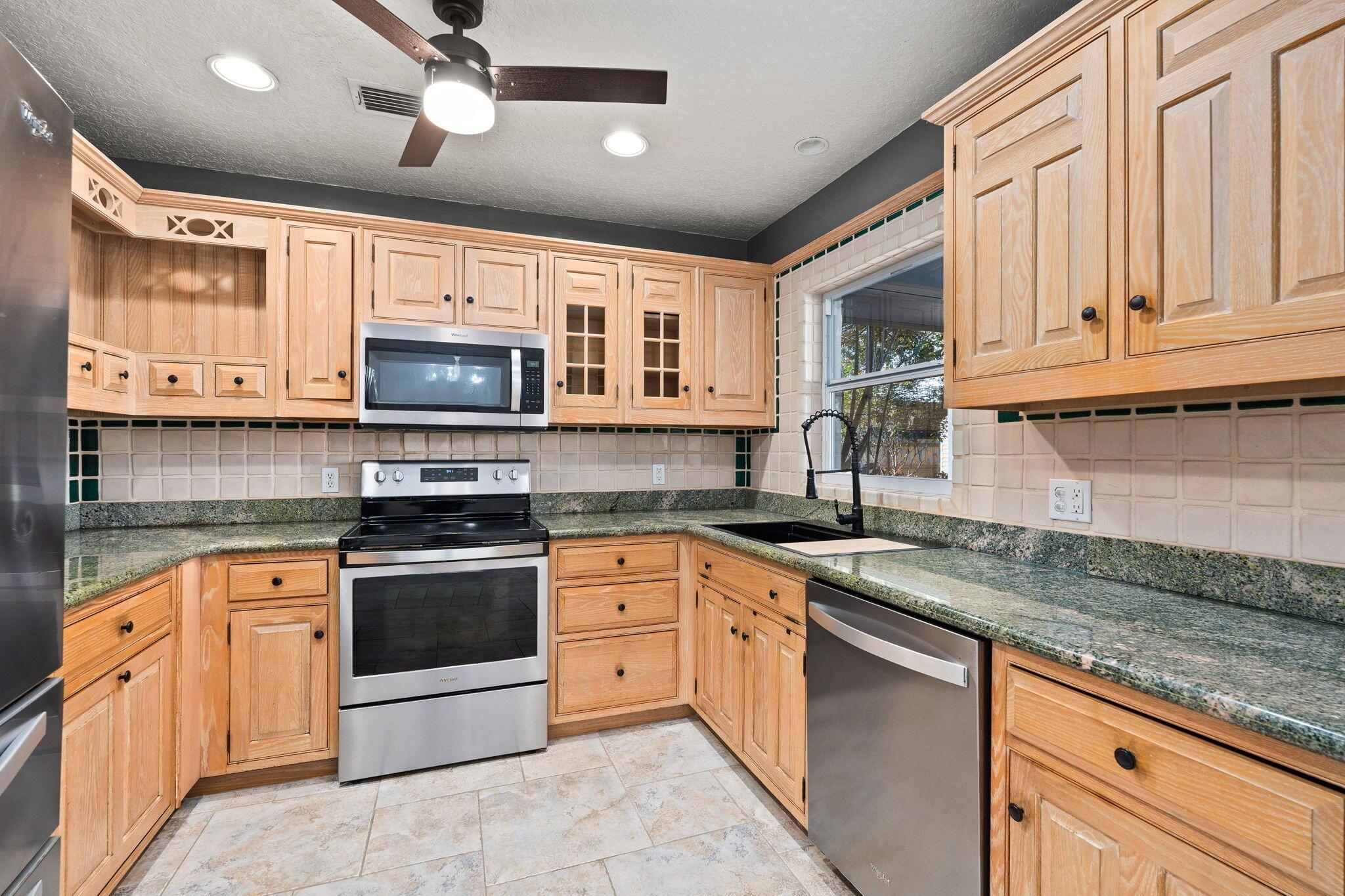 CHERRY LANE MANOR - Residential