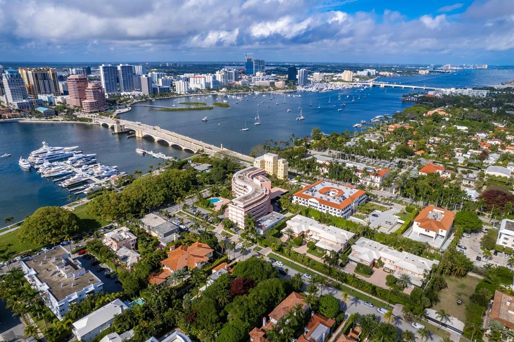 ROYAL PARK - Residential