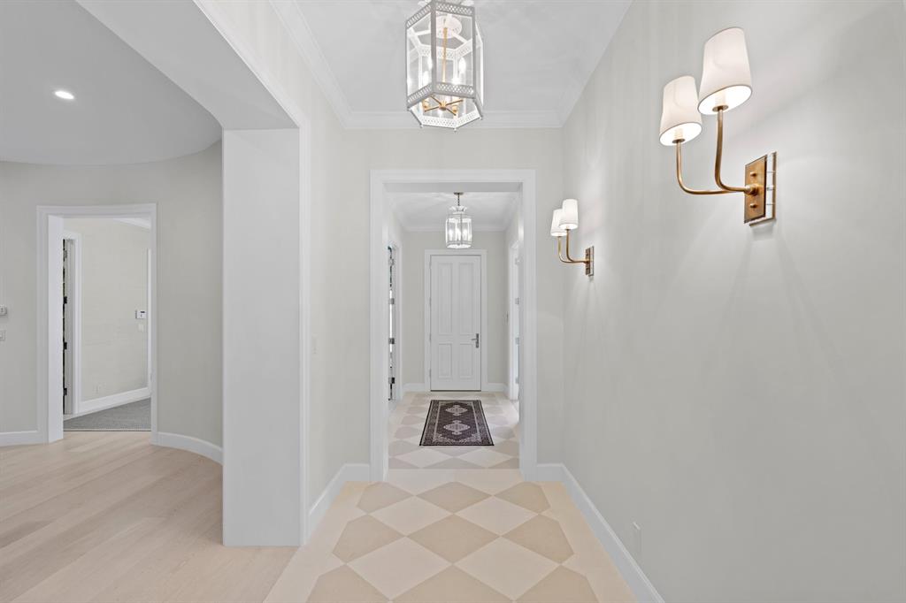 ROYAL PARK - Residential