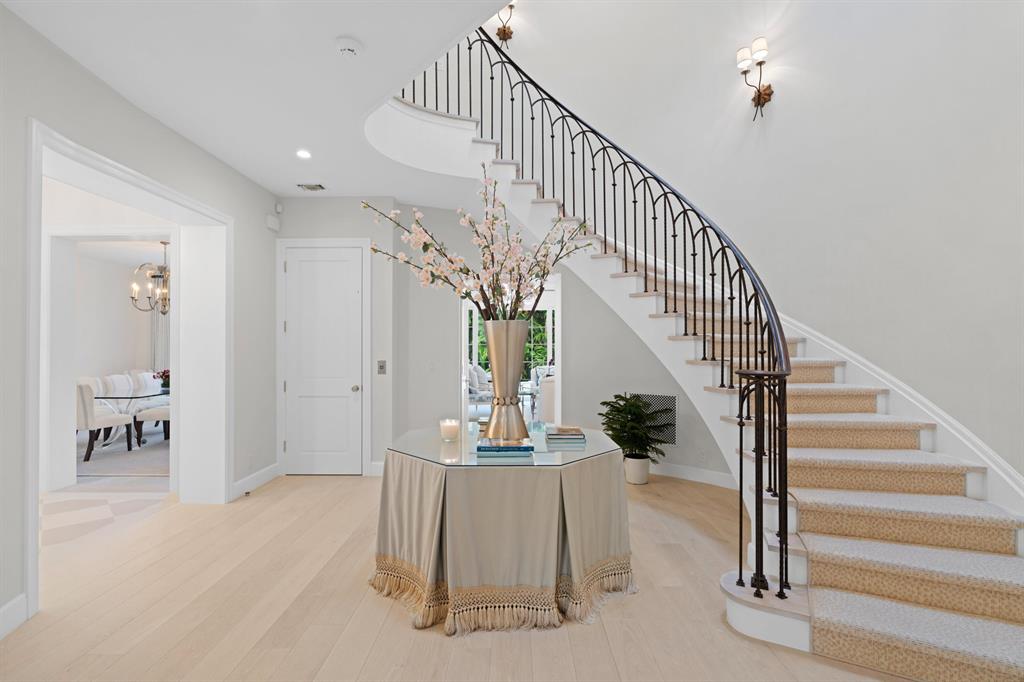 ROYAL PARK - Residential