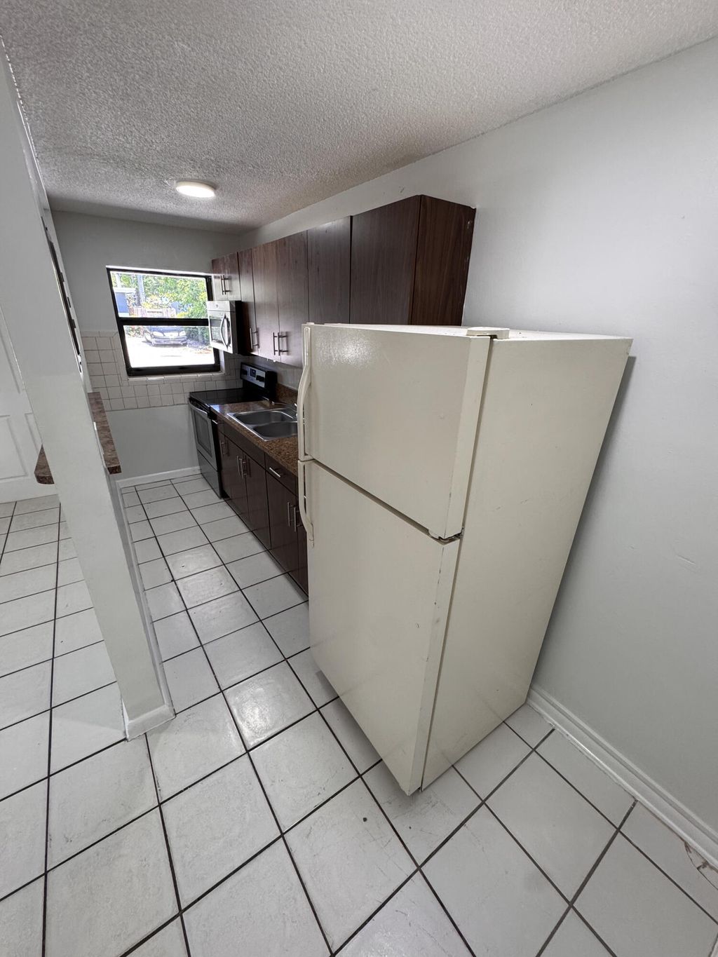 Photo of 1113 SW 15th Avenue #2, Fort Lauderdale, FL 33312 (MLS # B26026182)