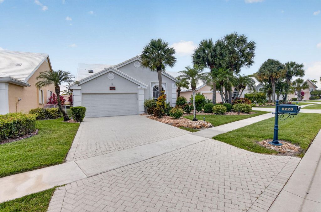 Photo of 8223 Horseshoe Bay Road, Boynton Beach, FL 33472 (MLS # B26027186)