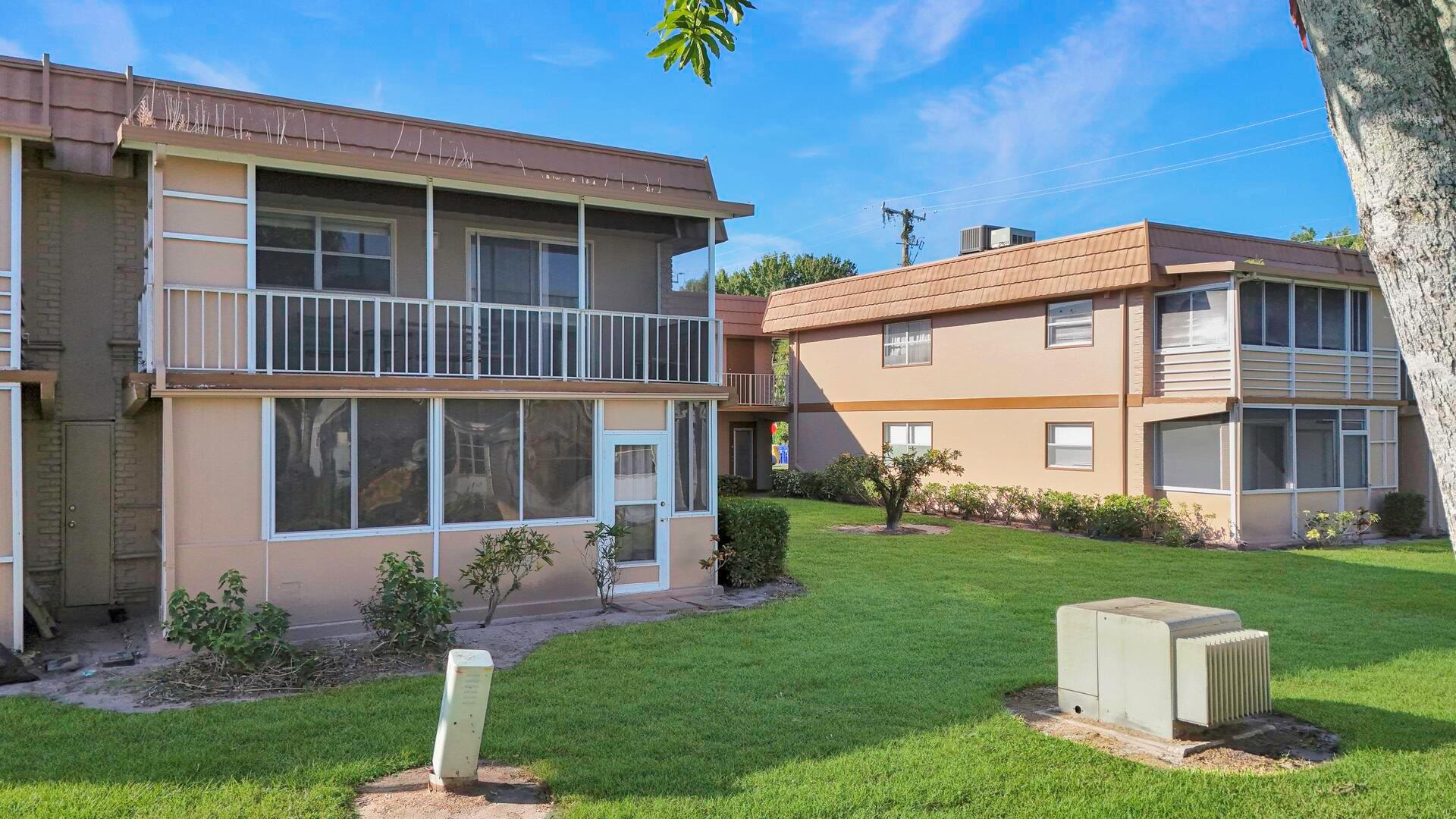 KINGS POINT - Residential