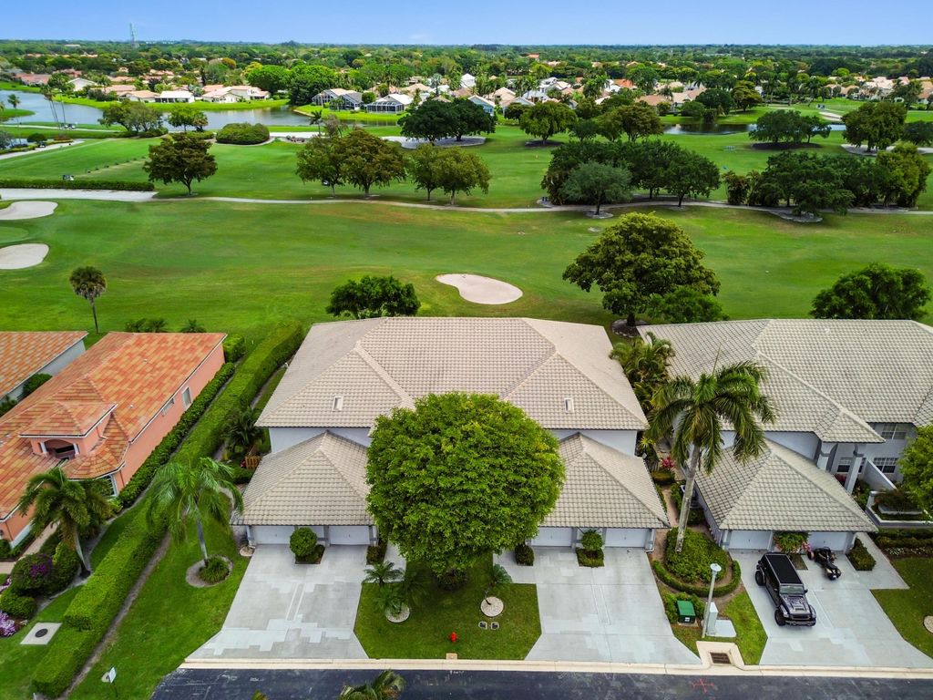 Photo of 11618 Briarwood Circle #4, Boynton Beach, FL 33437 (MLS # B26016809)