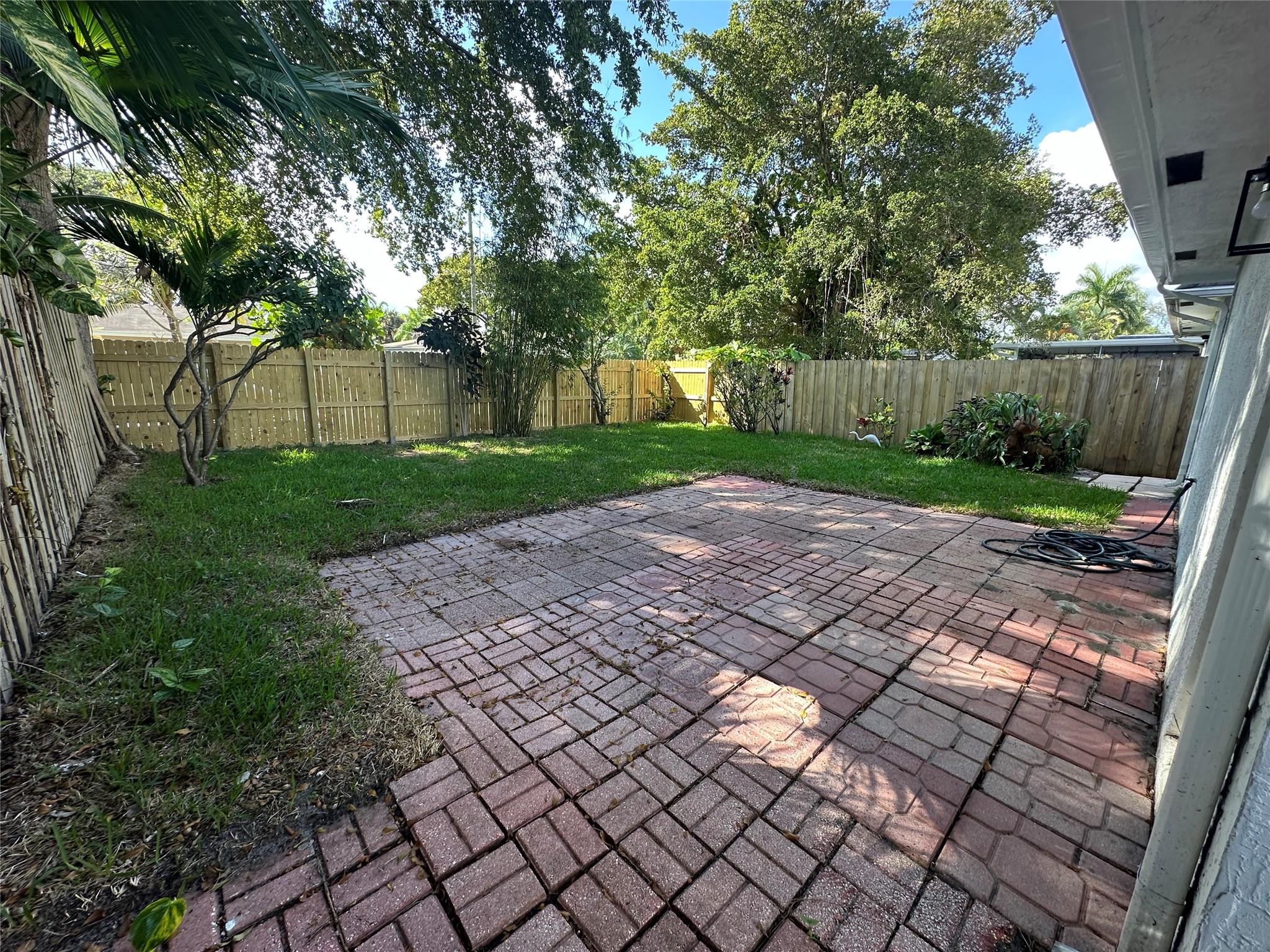 KIRK ESTATES - Residential Lease