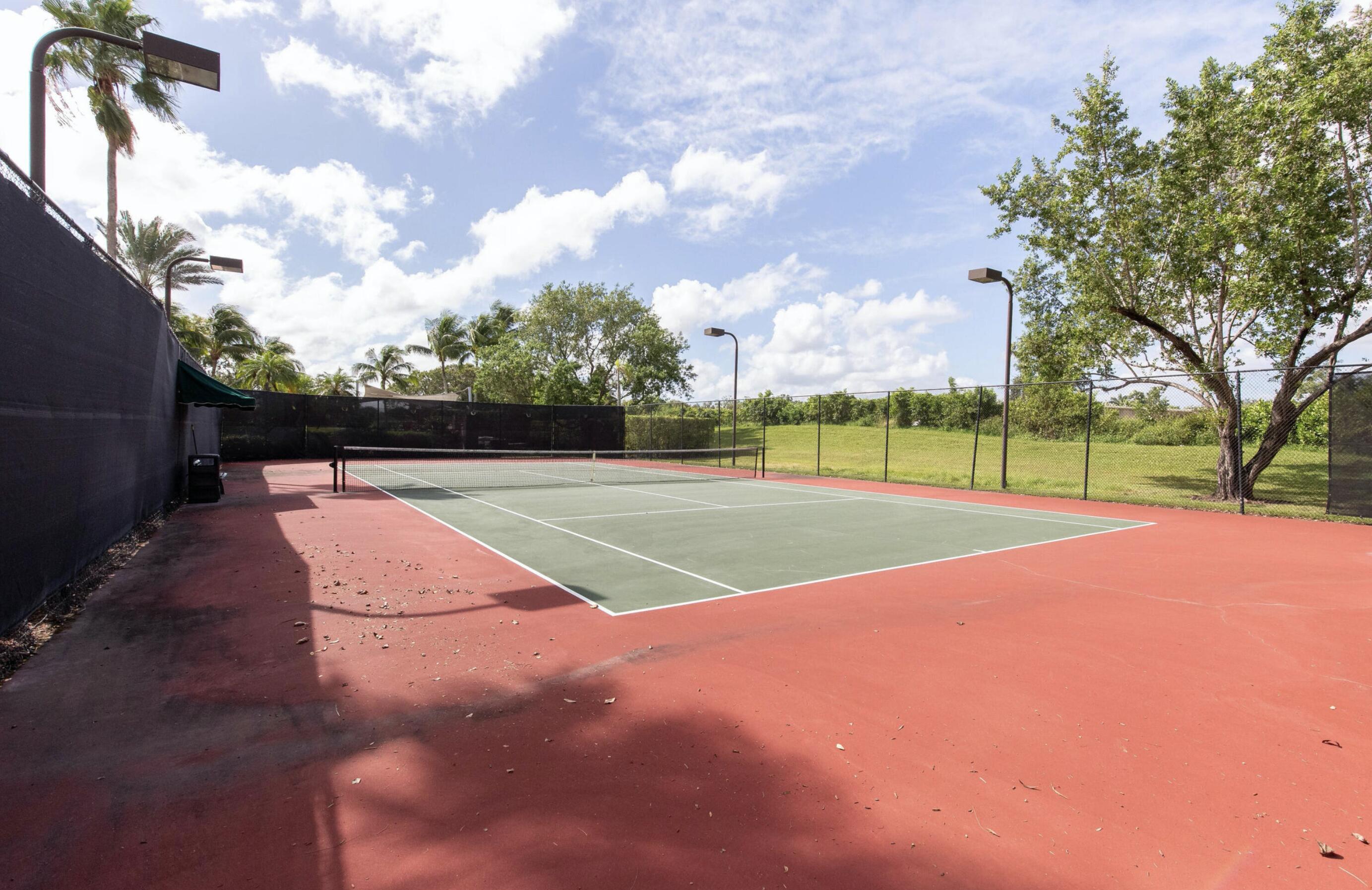 ST ANDREWS AT POLO CLUB CONDO - Residential