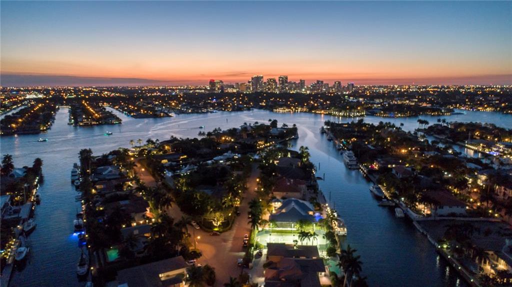 LAGUNA ISLE - Residential