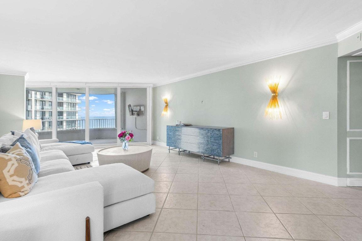 CLARIDGE CONDO - Residential