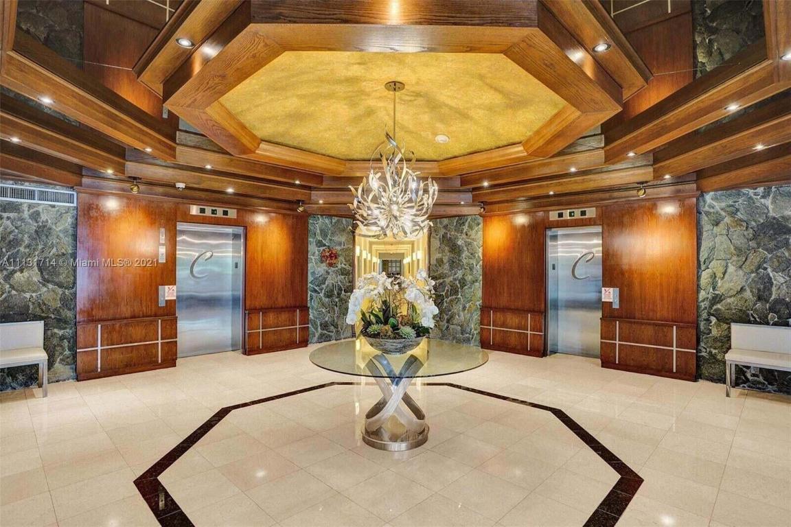 CLARIDGE CONDO - Residential