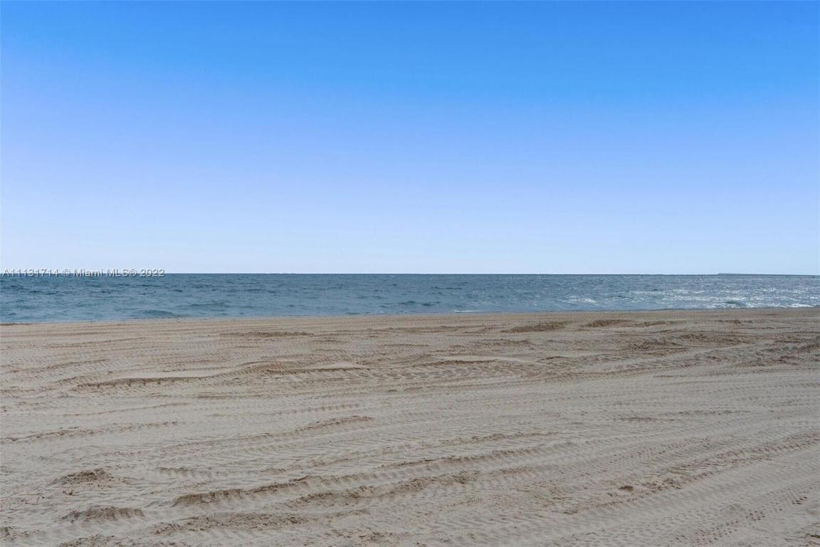 CLARIDGE CONDO - Residential