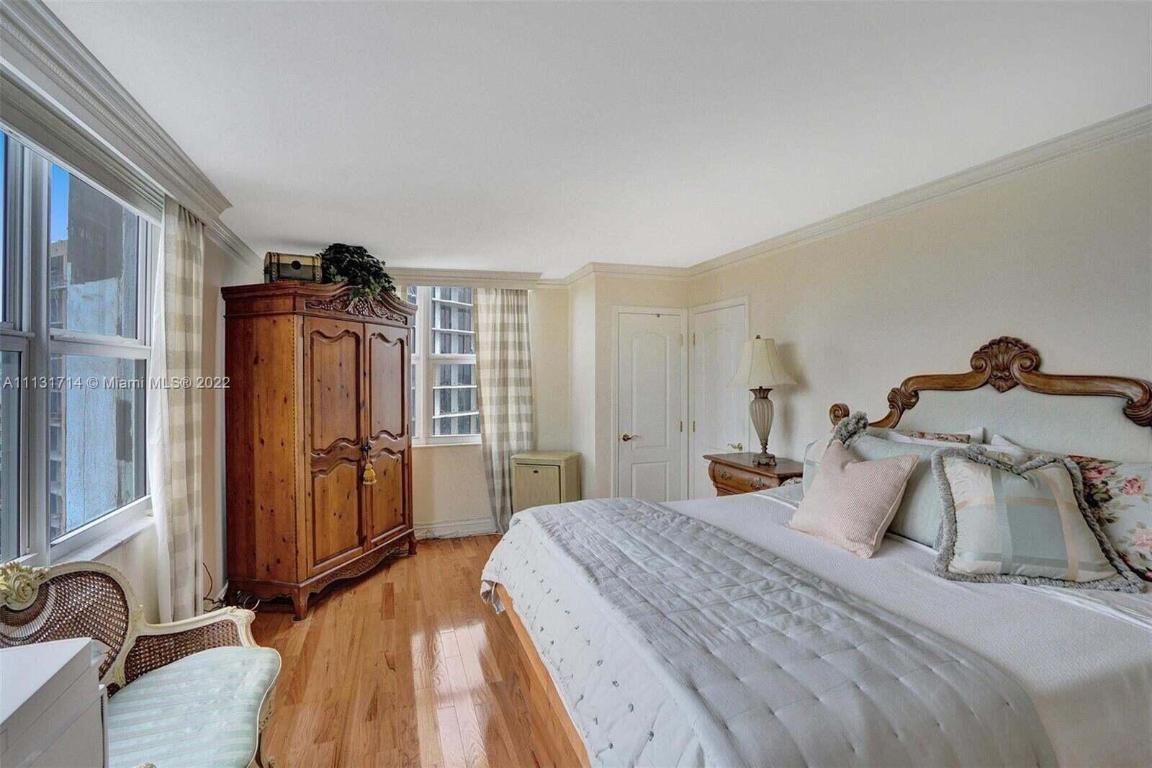 CLARIDGE CONDO - Residential