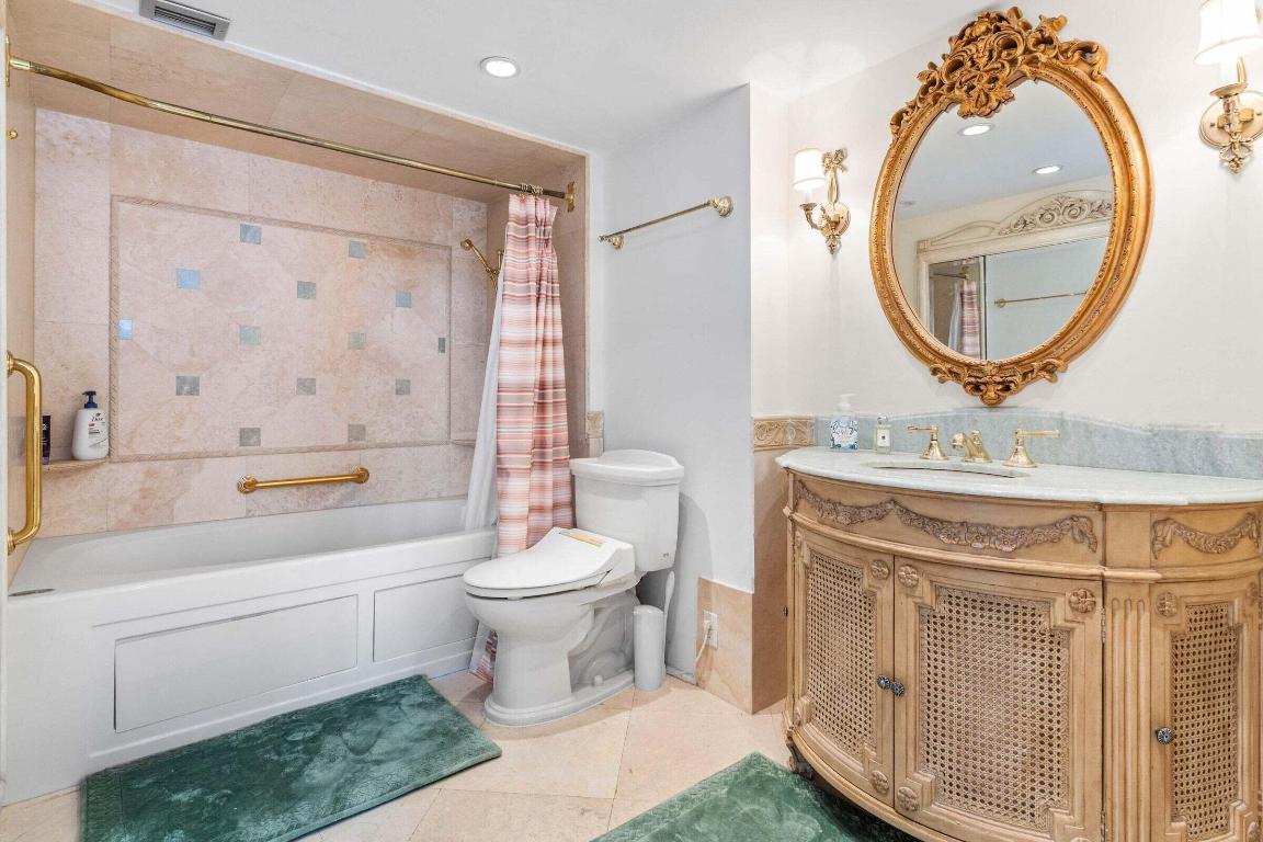 CLARIDGE CONDO - Residential