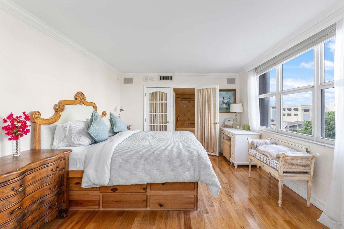 CLARIDGE CONDO - Residential