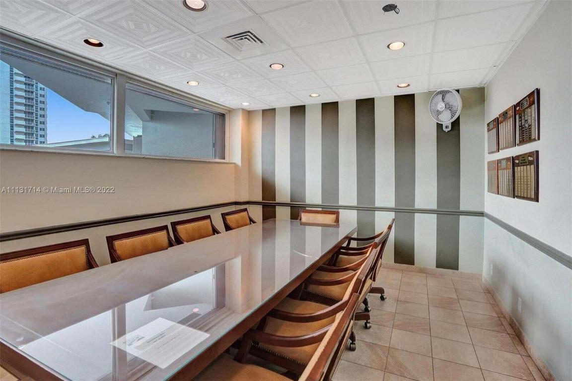 CLARIDGE CONDO - Residential